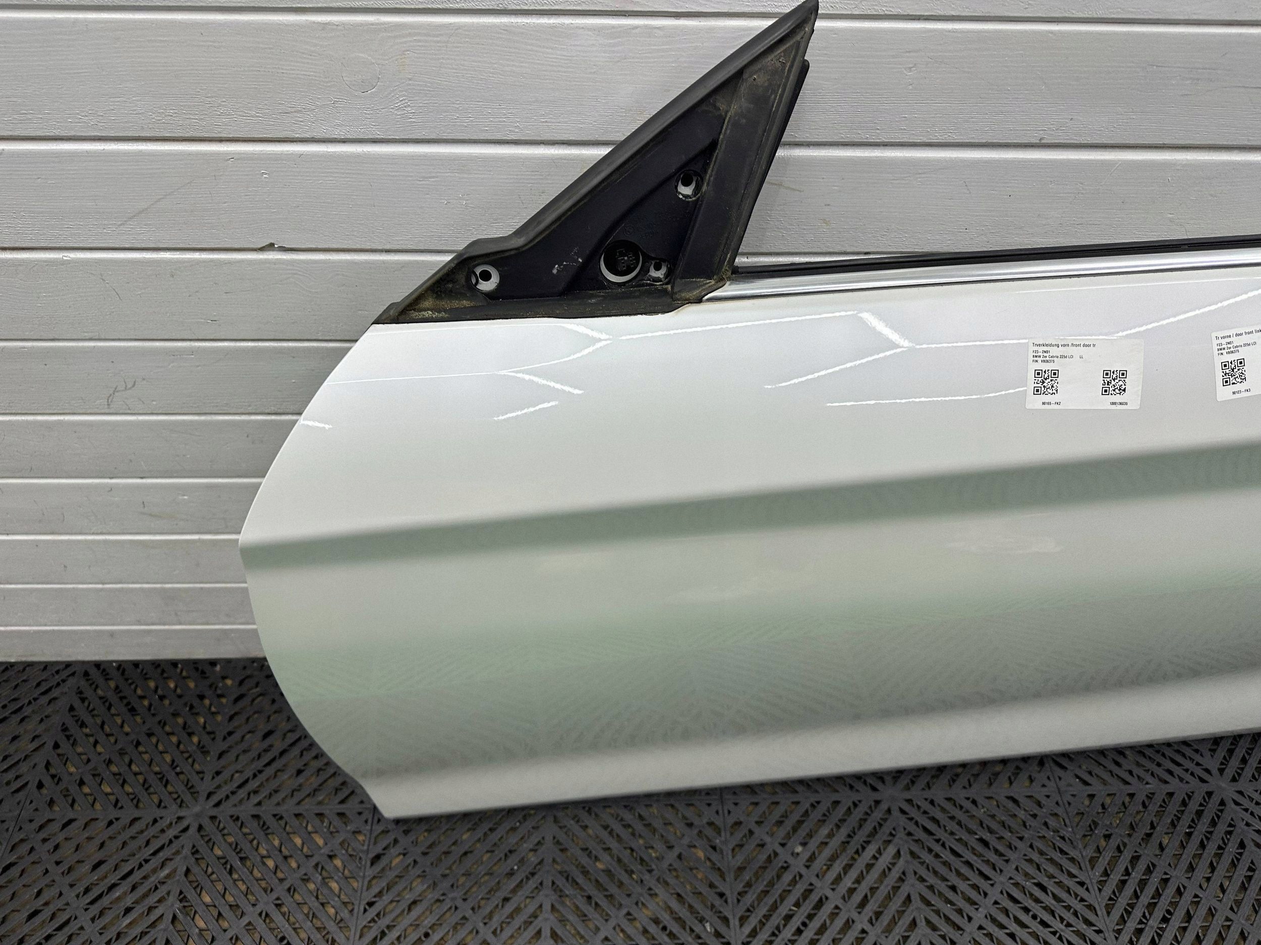 door coupe front side left BMW 2 F23 complete colour A96