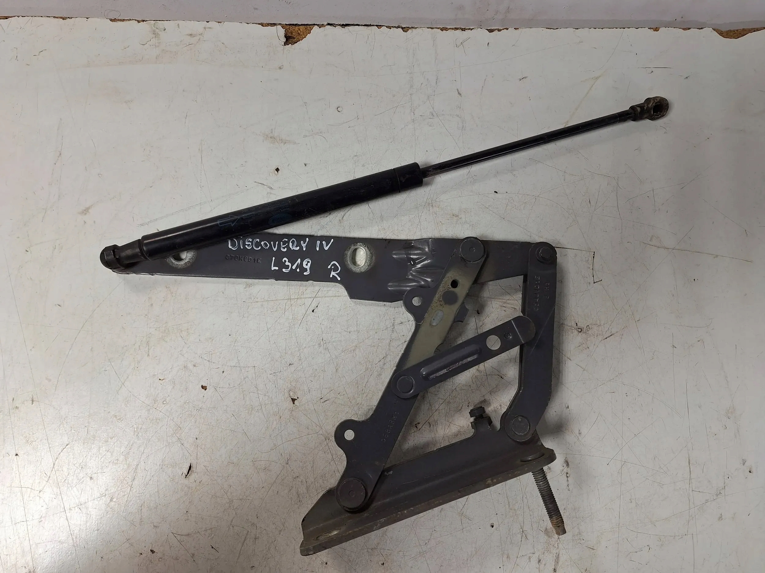 hinge bonnets right BKB760021 Land Rover Discovery 4 IV L319