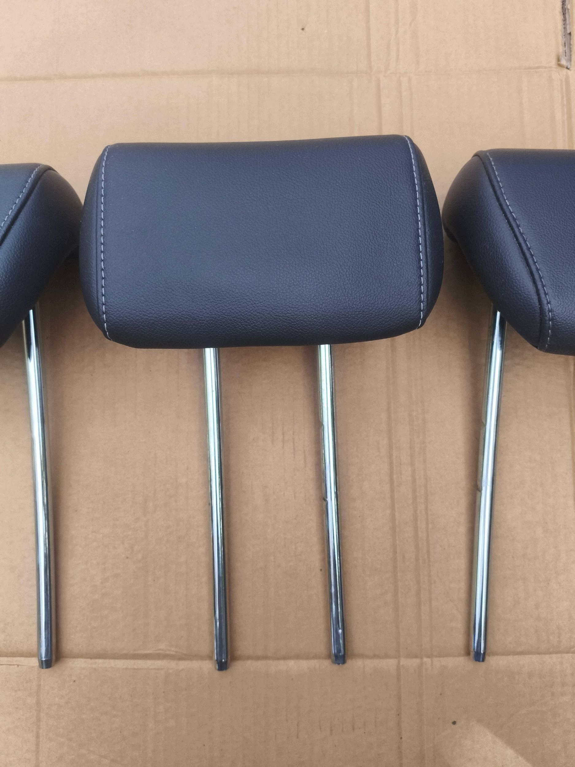 rest rear arm rests rear part komplet leather Ford Kuga MK2
