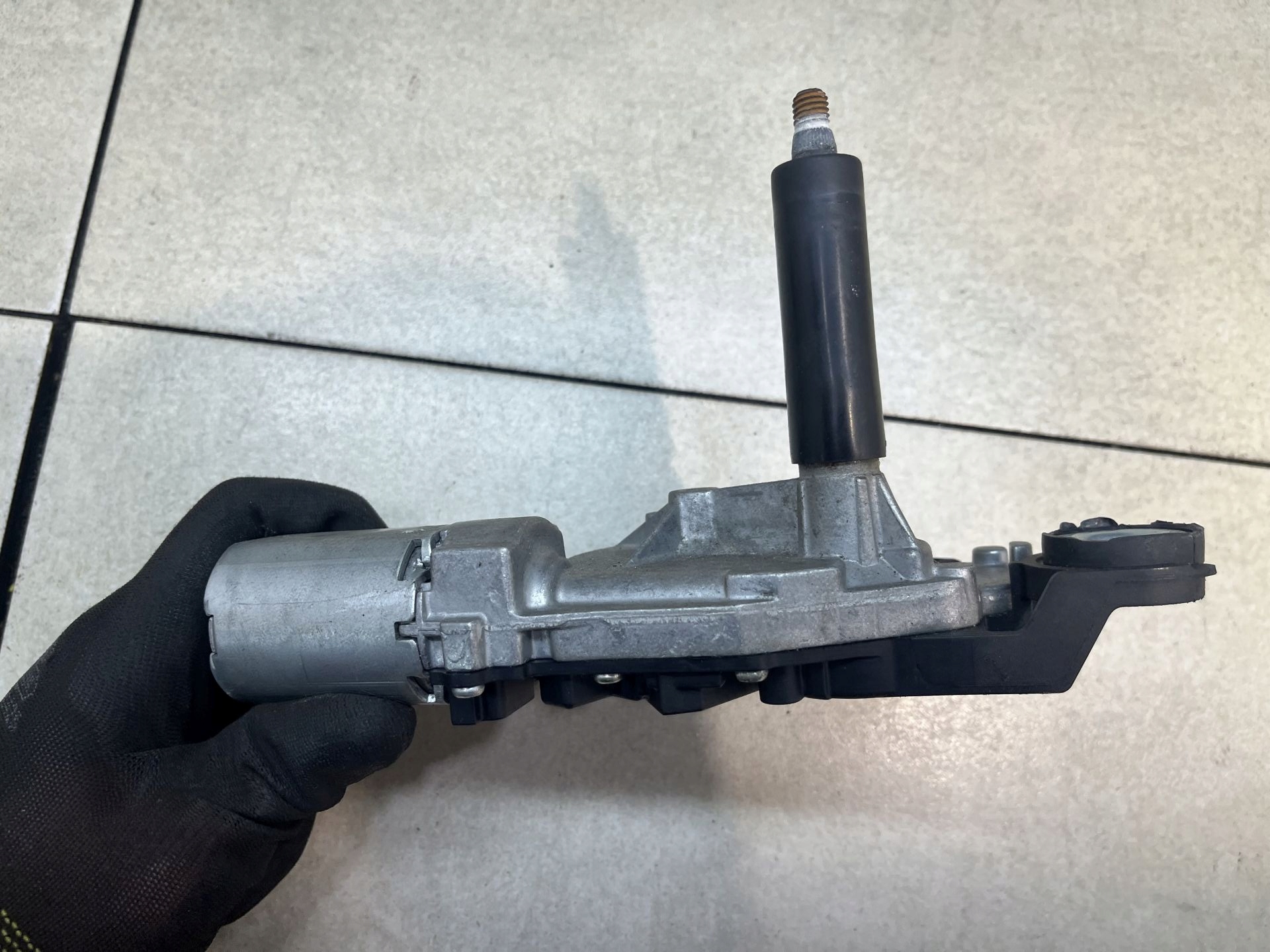 motor ablaktörlők far FOCUS C-MAX 1.6 16V B 3M51R17K441AE