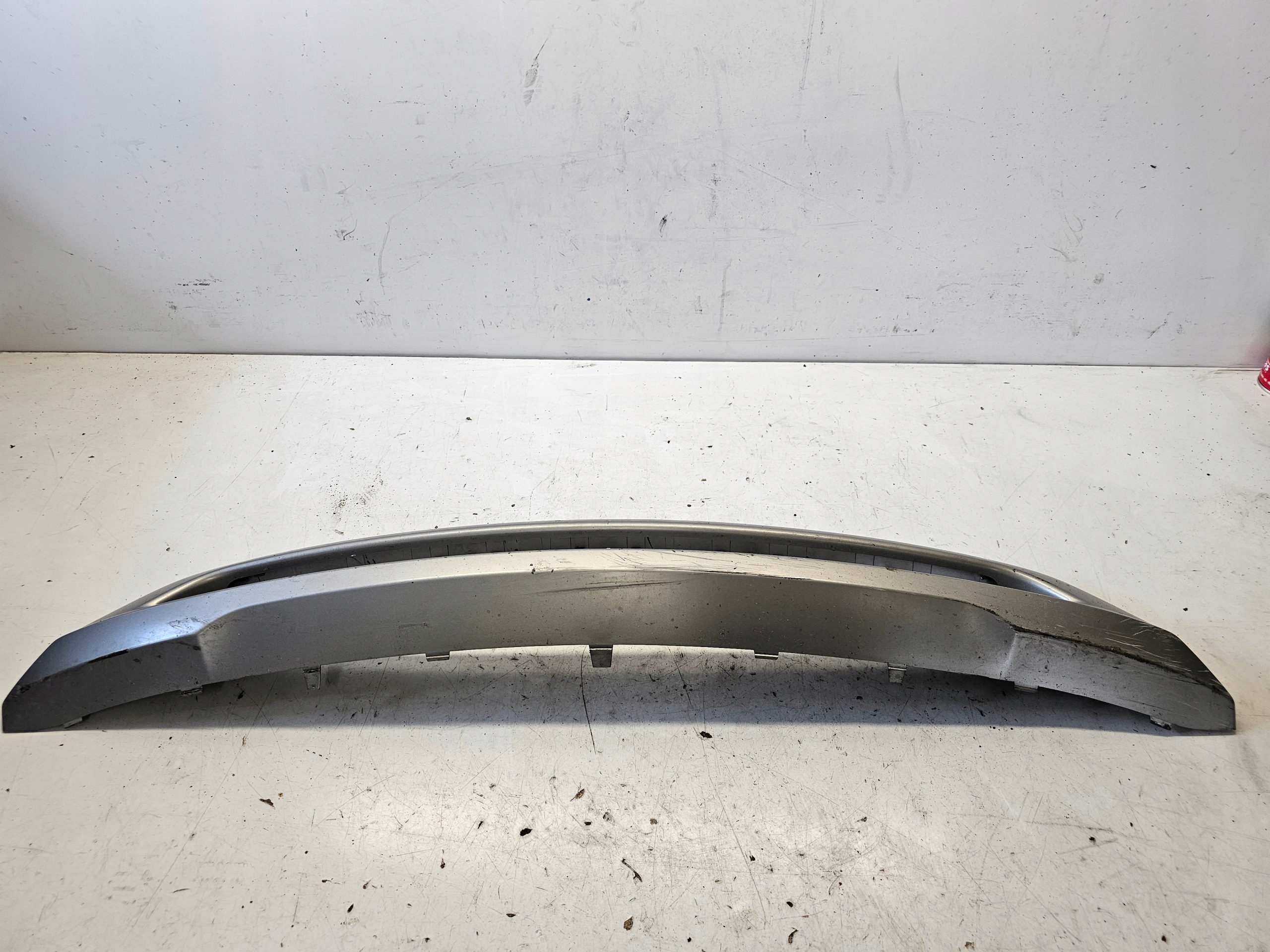 OPEL CROSSLAND X central grid accessories of a bumper front
