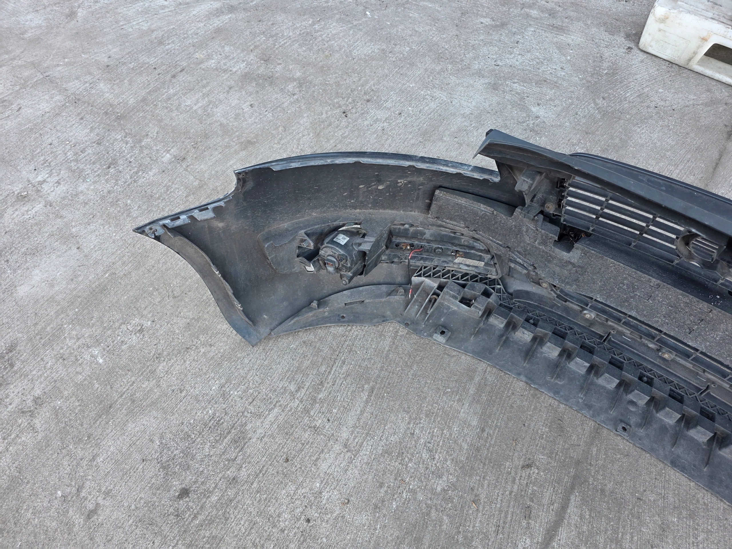 bumper front AUDI A3 8P LIFT 2008-2011 MATOWY complete !!!
