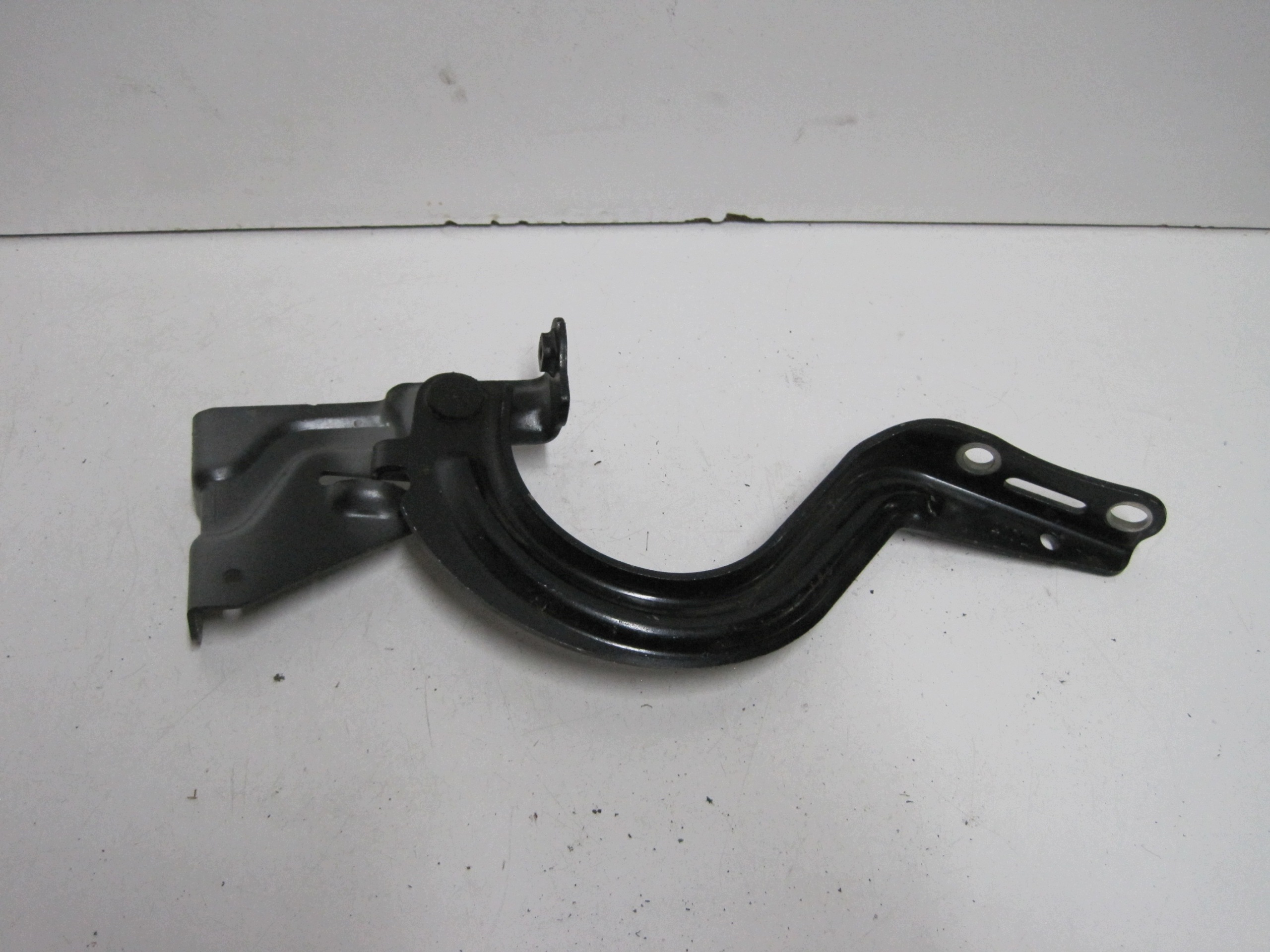 bonnet hinges left TOYOTA YARIS CROSS 23R