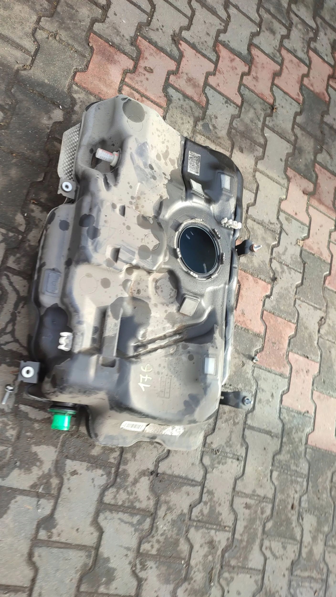 Mercedes-Benz A W176 2017 tank