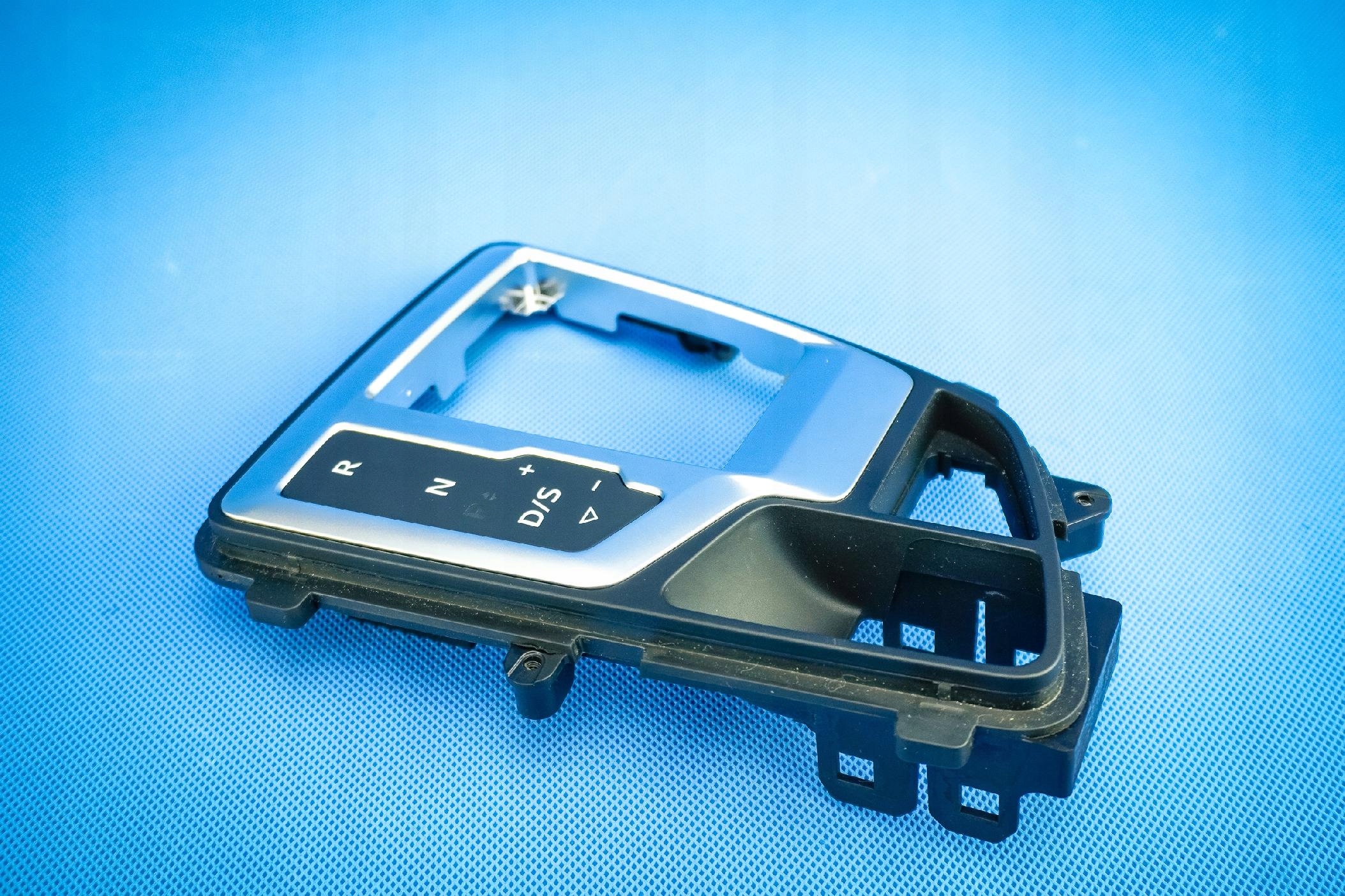 RAHMEN panel Schalt getriebe Audi Q7 4M 4M1713111D