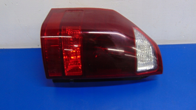light left rear part MITSUBISHI PAJERO III 3 99-06R