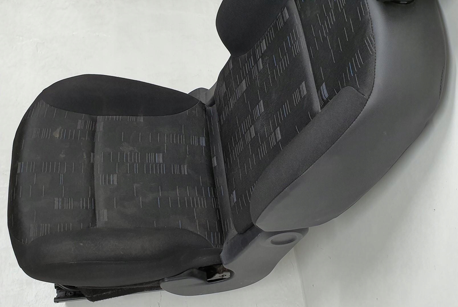 кресло правый передний CITROEN BERLINGO II европа