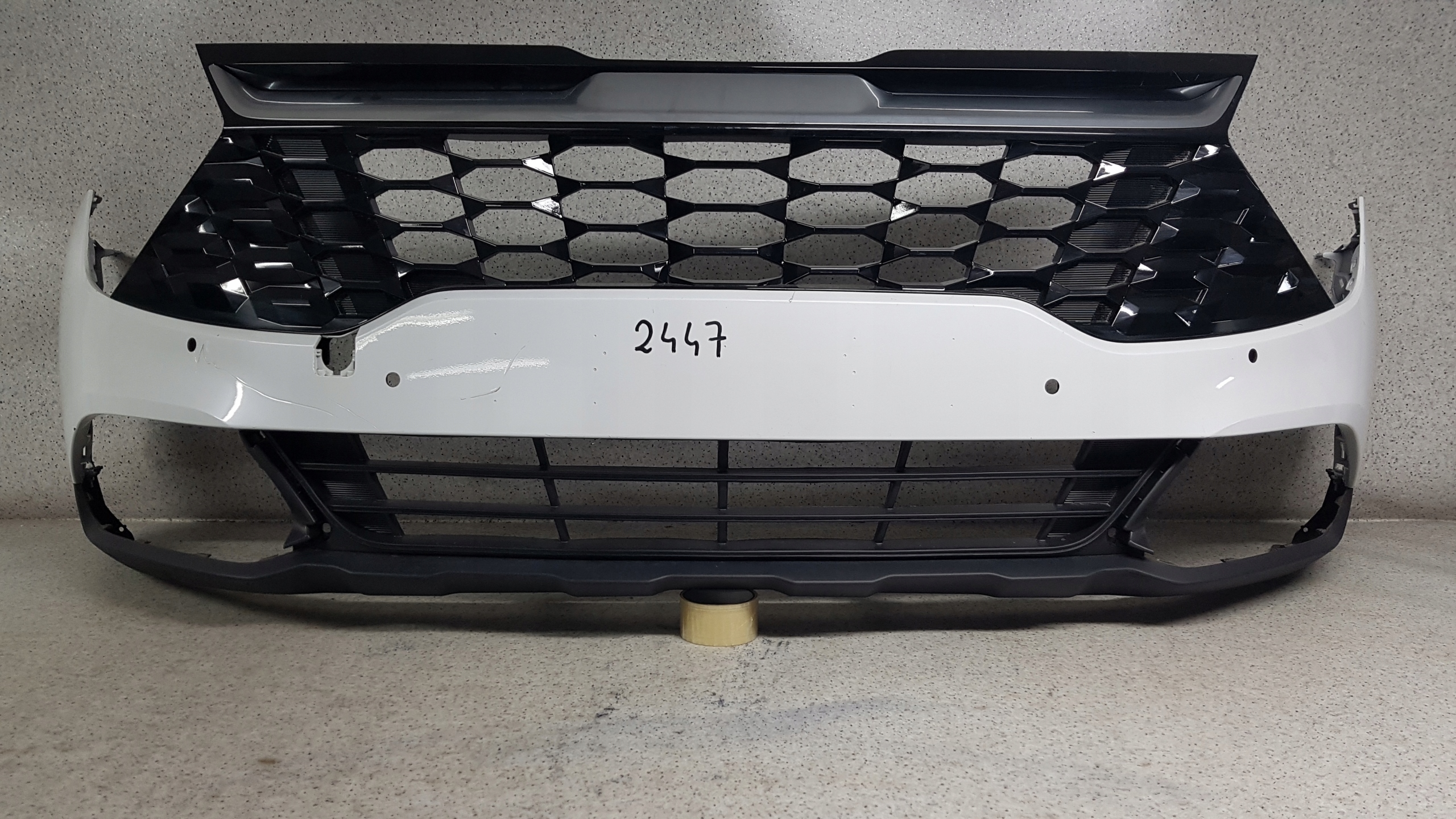 KIA SPORTAGE 5 V 2021 - bumper front 2447