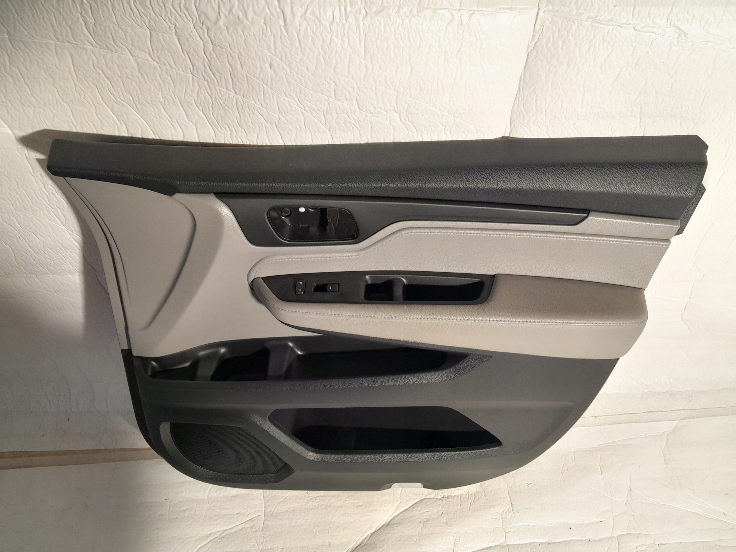 HONDA ODYSSEY V 18- side door right front 83541-THR-A210