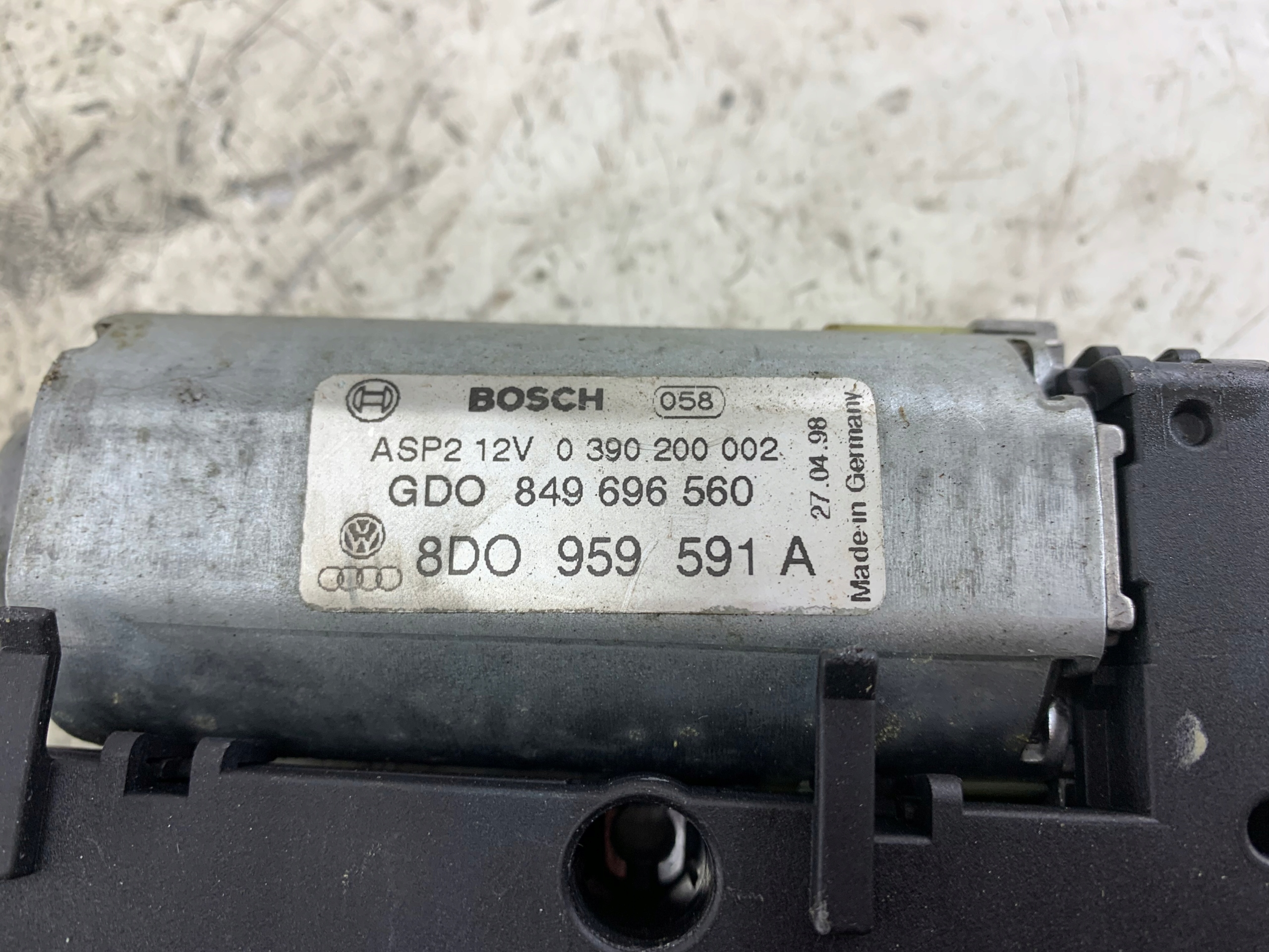AUDI A4 B5 LIFT motor schiebedach 8D0959591A