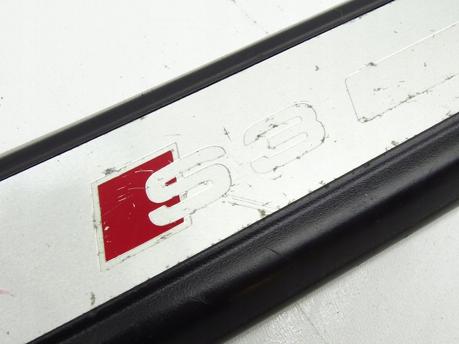 moulding cap threshold right AUDI S3 8P 3D HB 8P3853492K