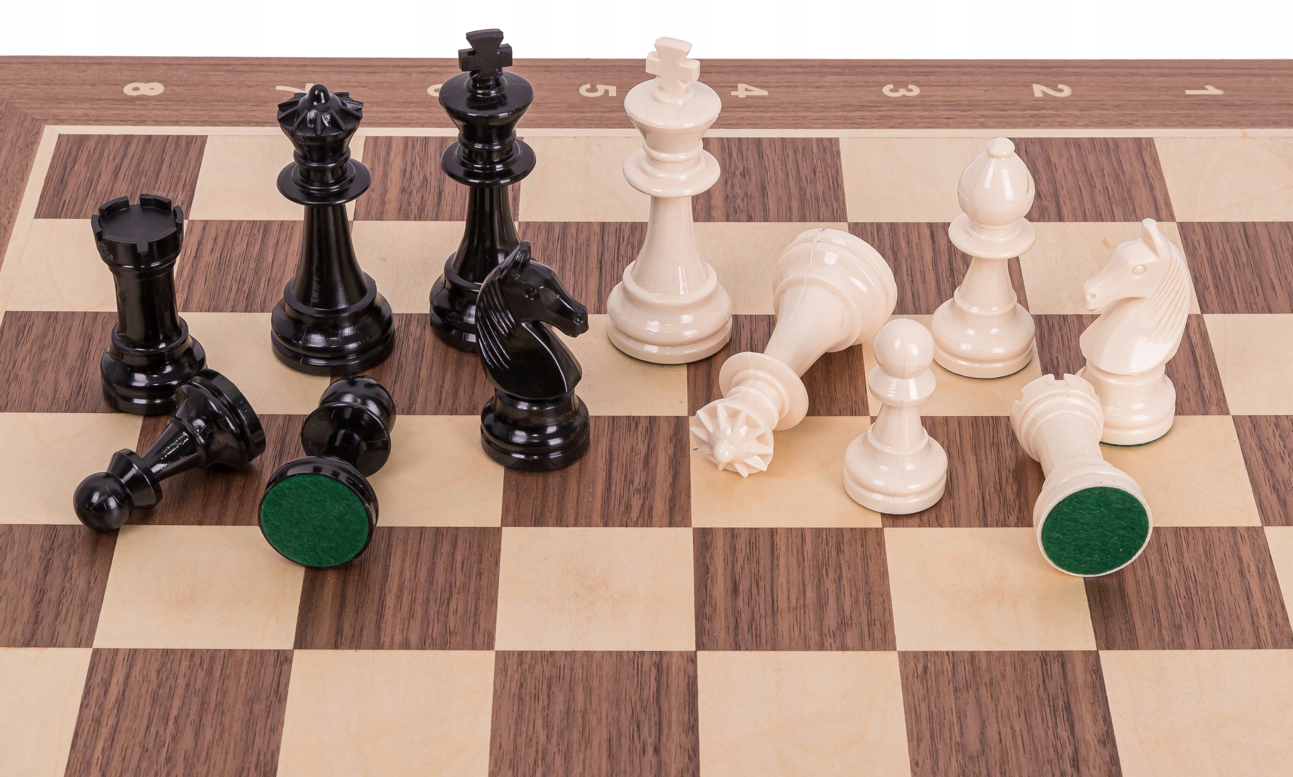 OUTLET Szachy drewniane TURNIEJOWE 5 ORZECH BASIC Producent Square