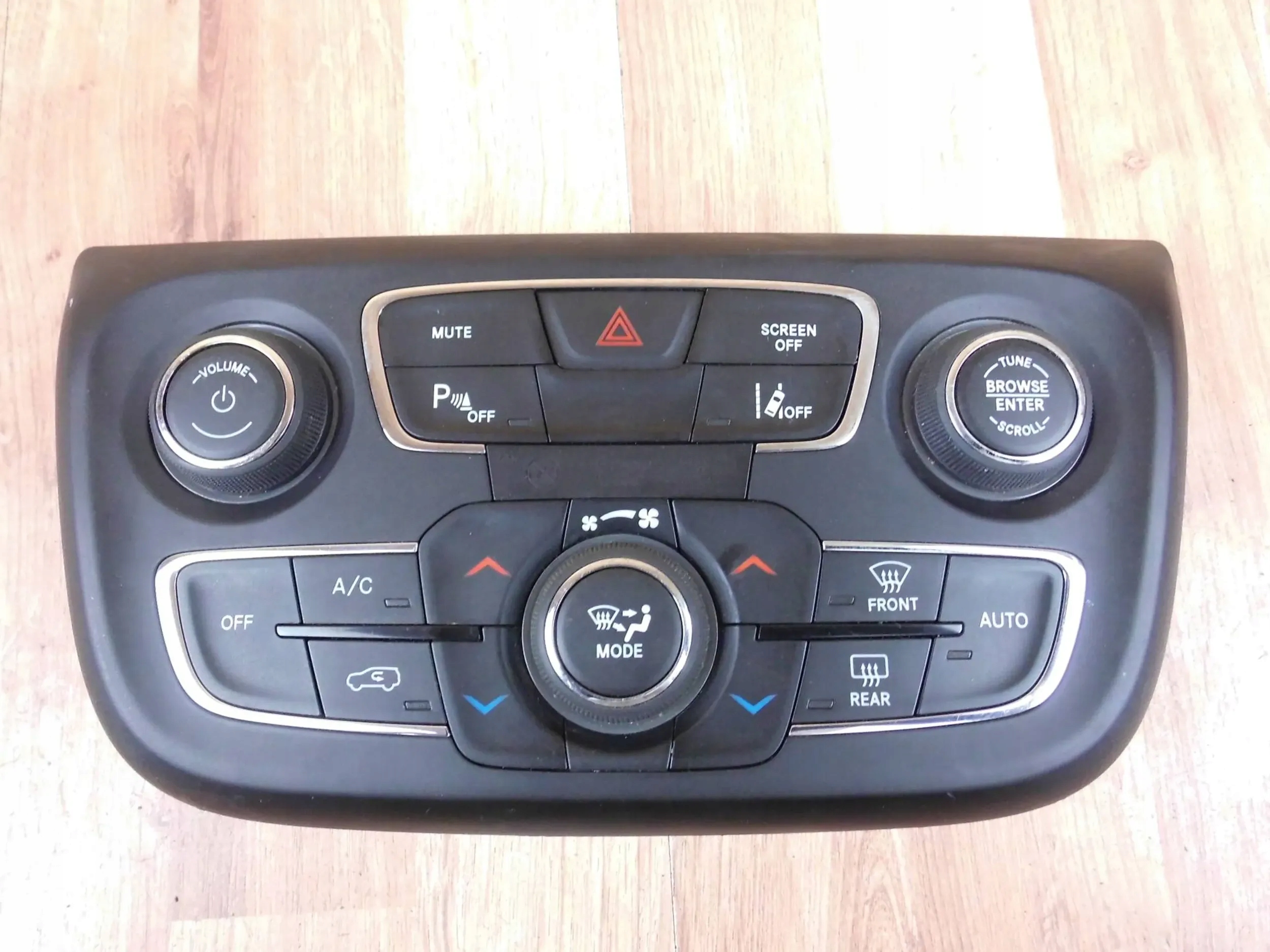 JEEP COMPASS PANEL BEDIENTEIL REGULACJA KLIMAANLAGE P5VA64DX9AF