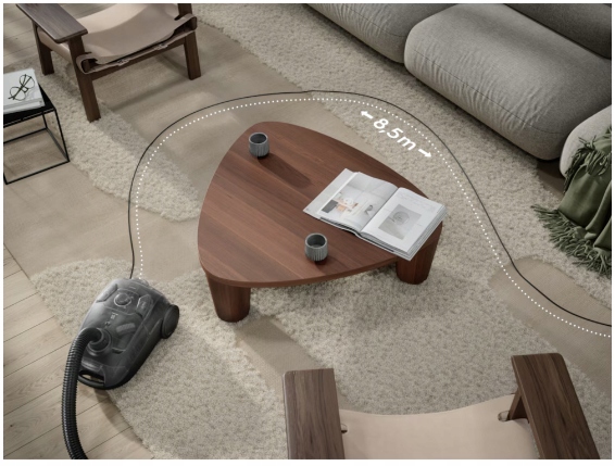 ODKURZACZ ELECTROLUX CZARNY EB51C2GG 3L LEKKI 650W CICHY ZASIĘG PRACY 8,5M Kolor dominujący czarny