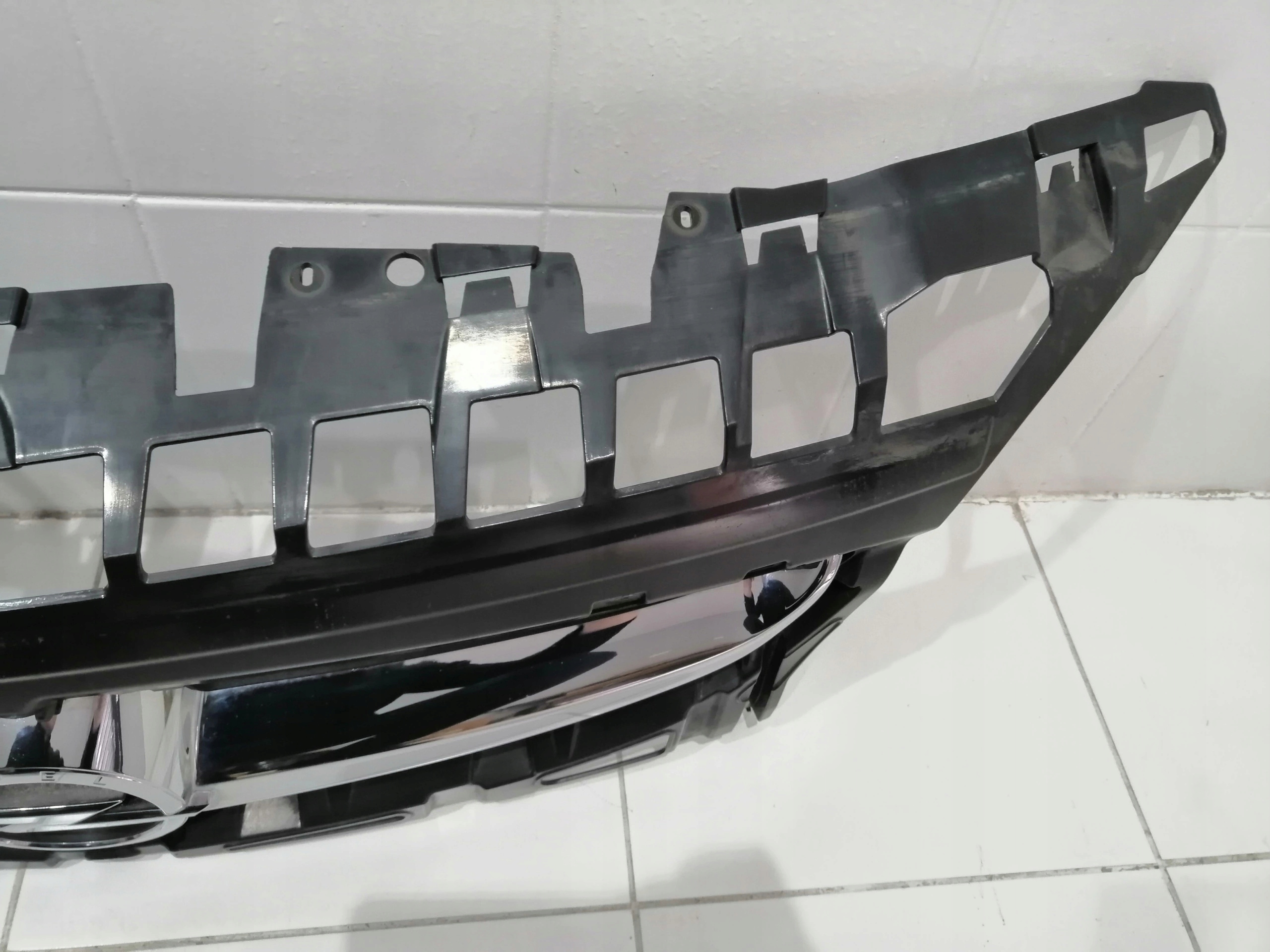 Opel Astra Kühlergrill FRONTGRILL Kühlergitter - Thumbnail 4