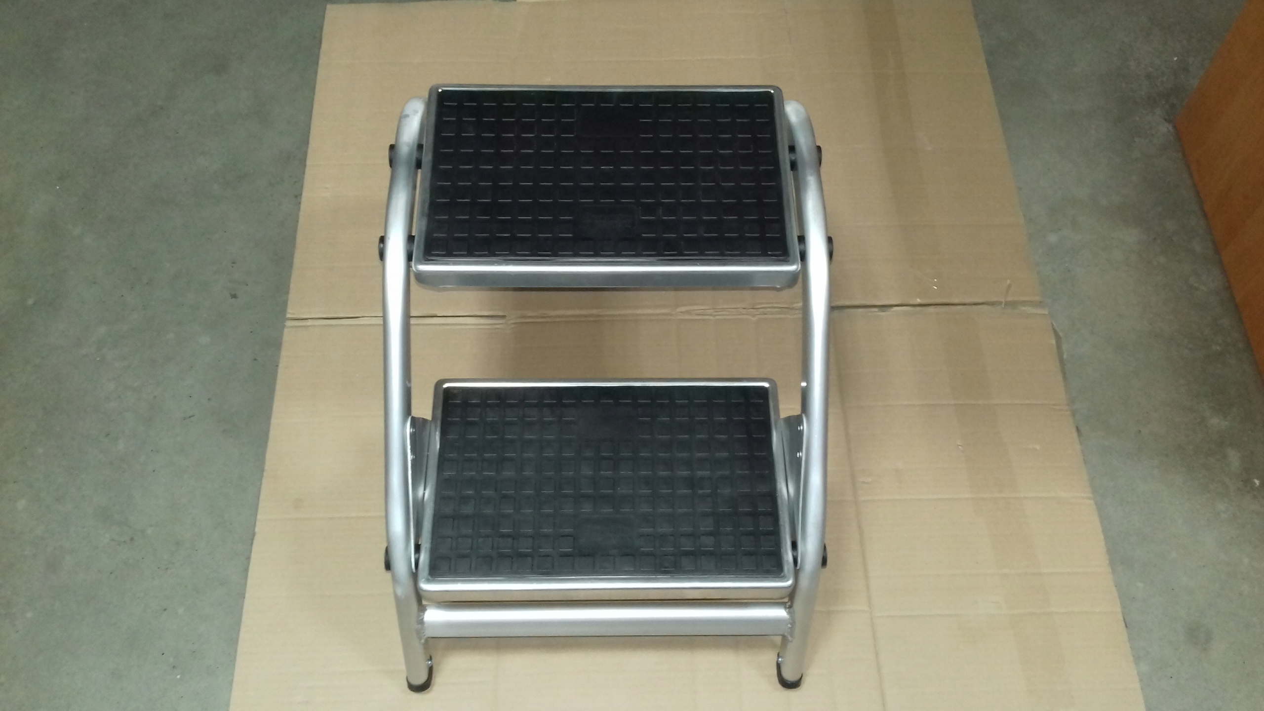 Stopien wejsciowy do kampera przyczepy HABA DARWIN Producent czesci Inna