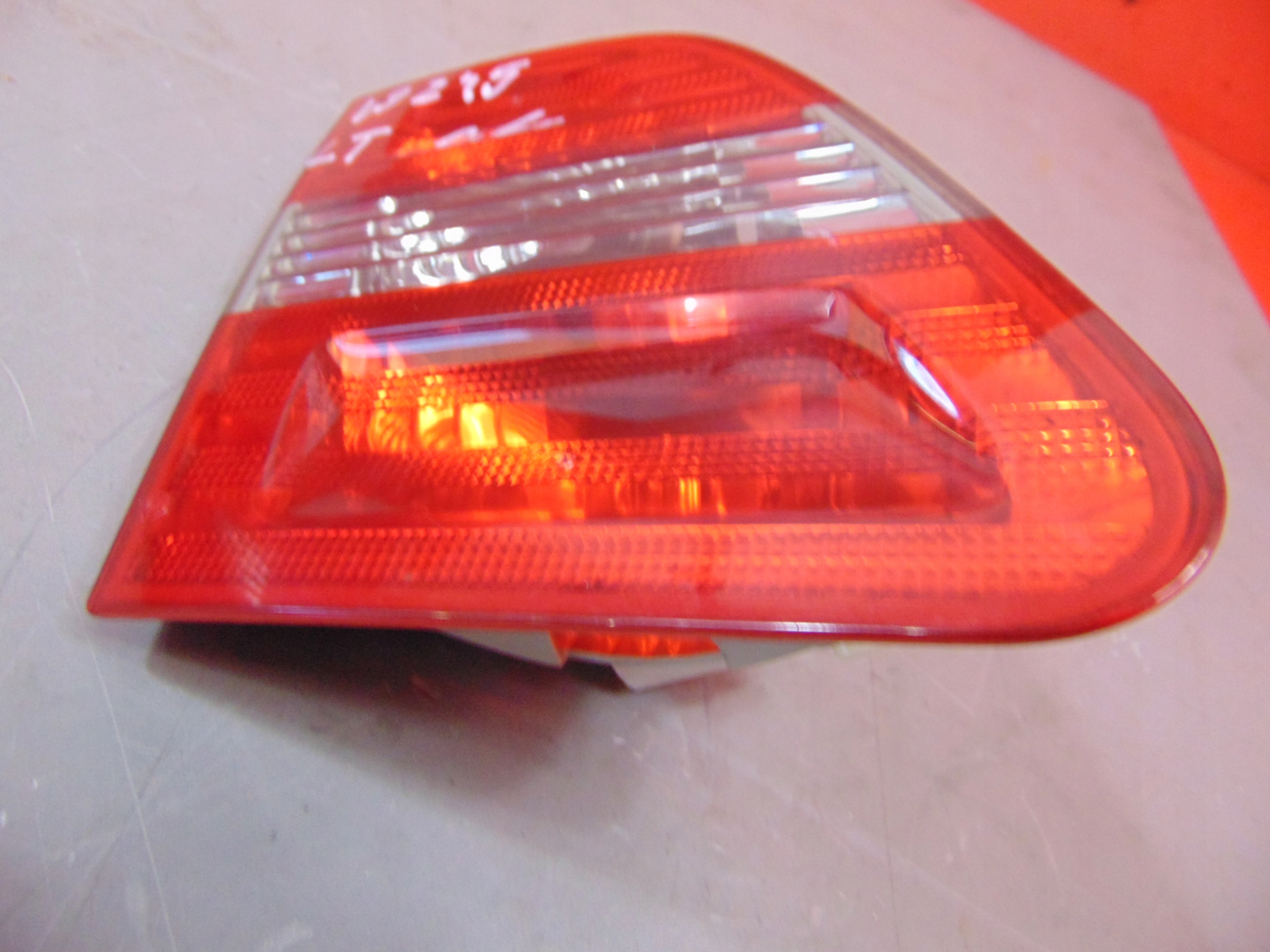 MERCEDES W245 B KLASA light left right rear part to the bonnet