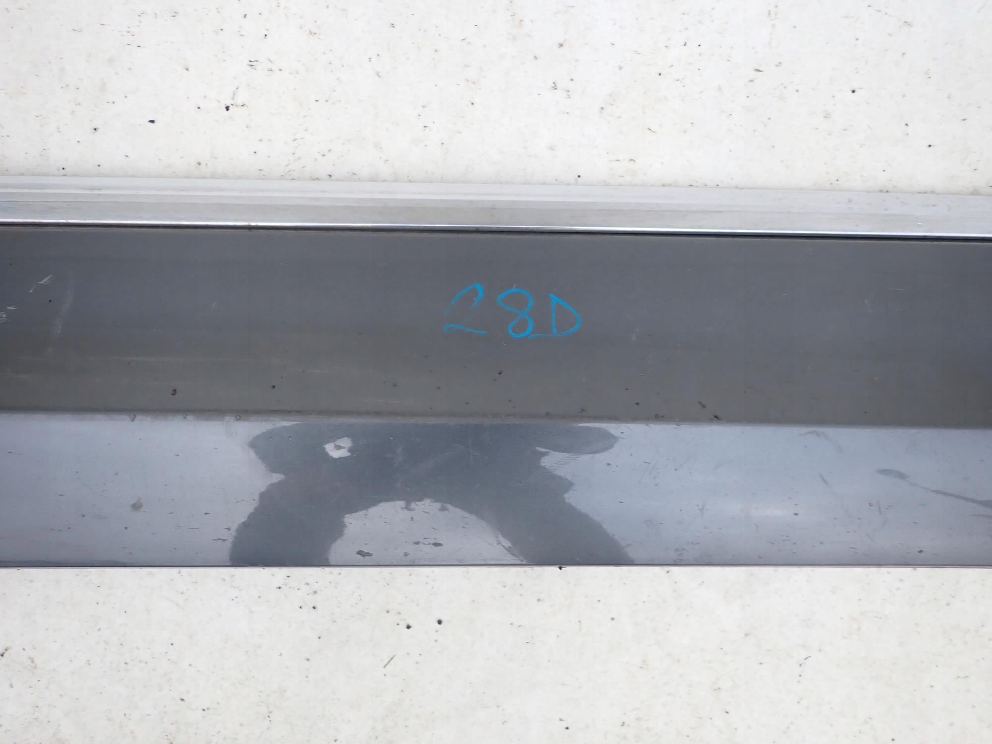 VW TIGUAN II 2 R-LINE 15- moulding door right front