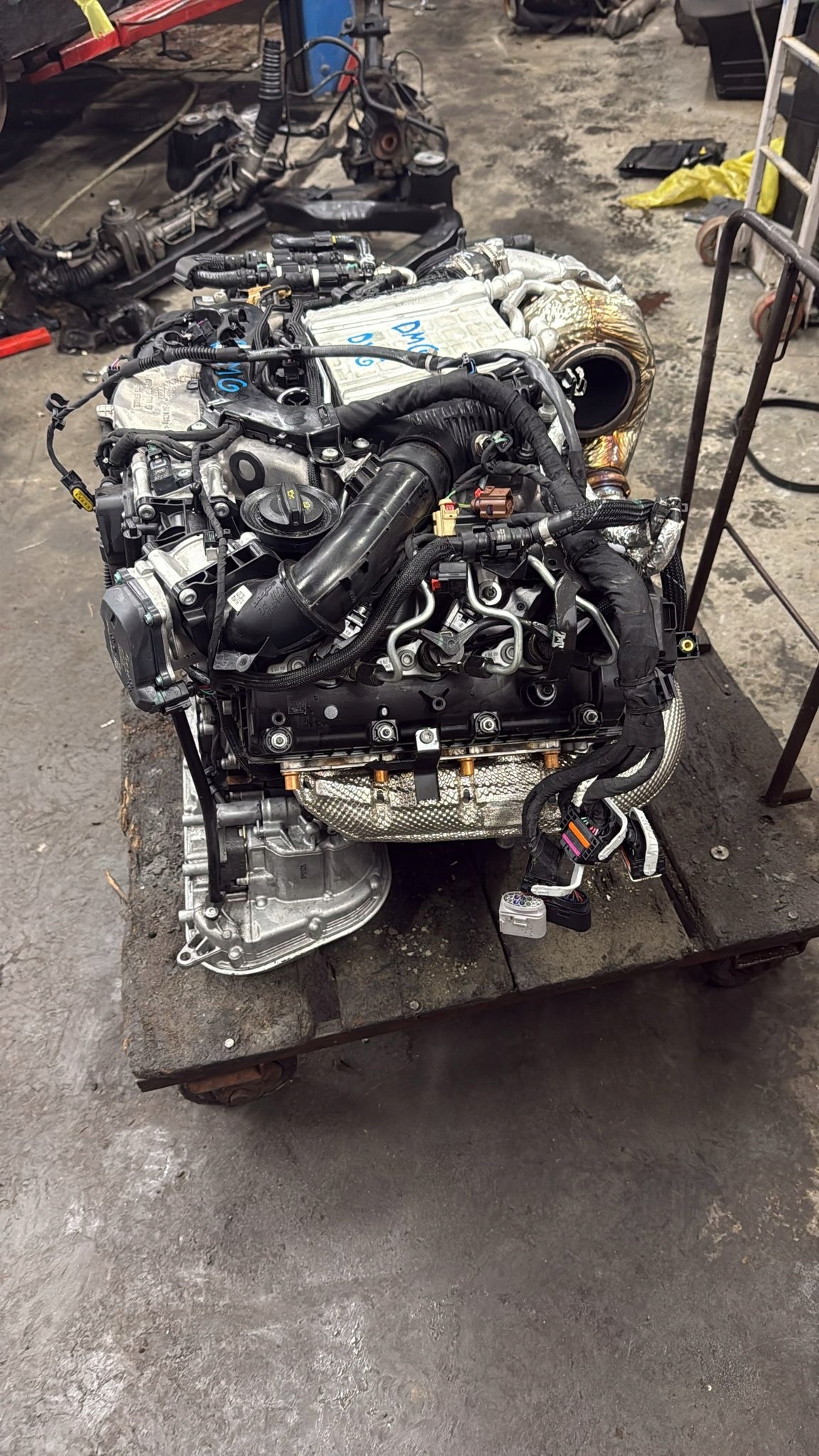 engine complete AUDI 3,0 TDI DMG 5 TYSKM