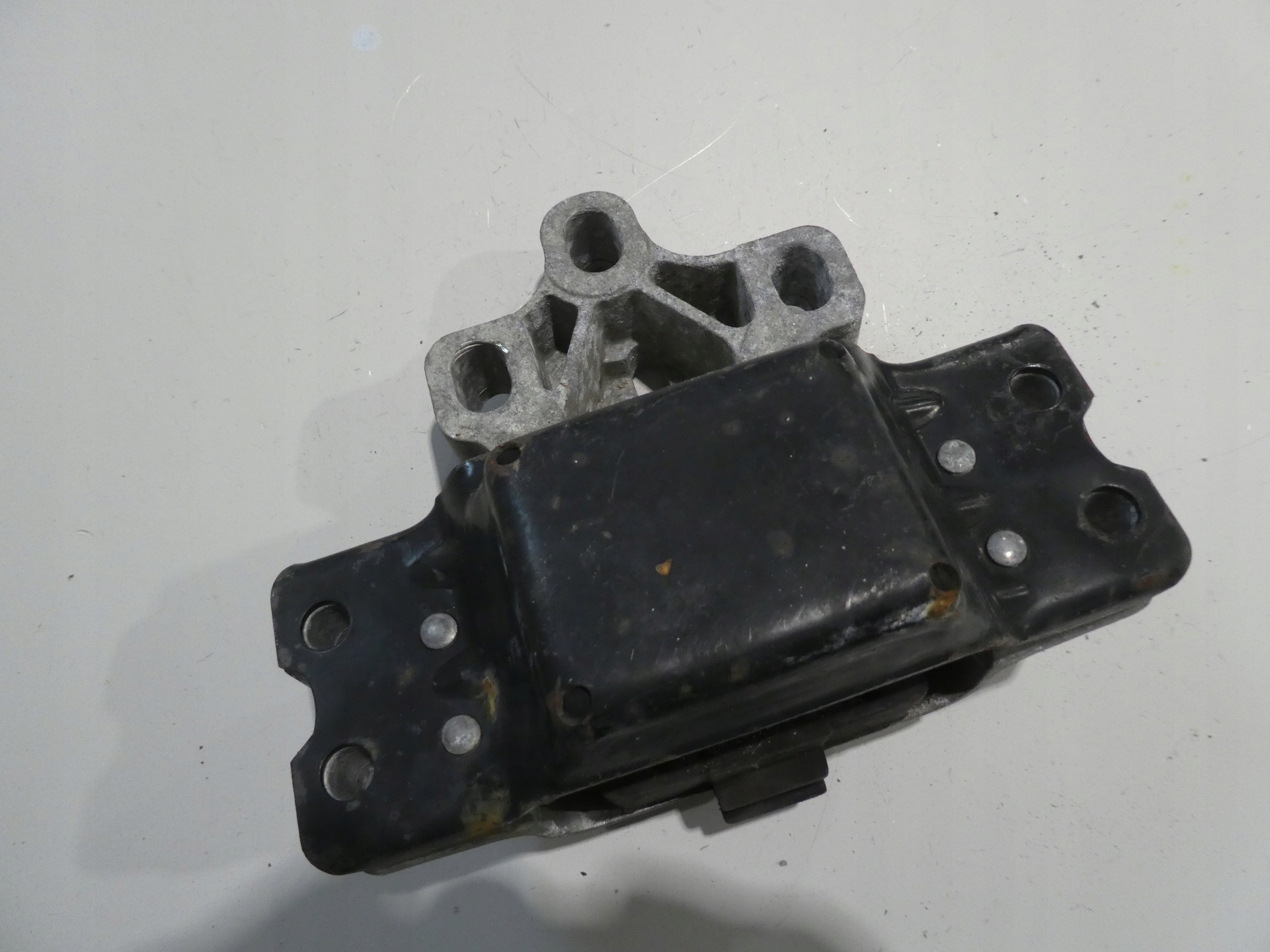 VW AUDI SKODA Airbag Getriebehalter 3C0199555AA