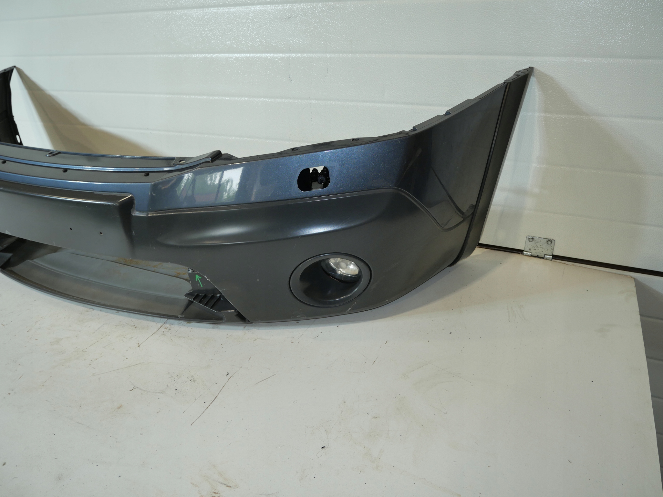 bumper front front SKODA OCTAVIA II SCOUT washers 1Z0807221H