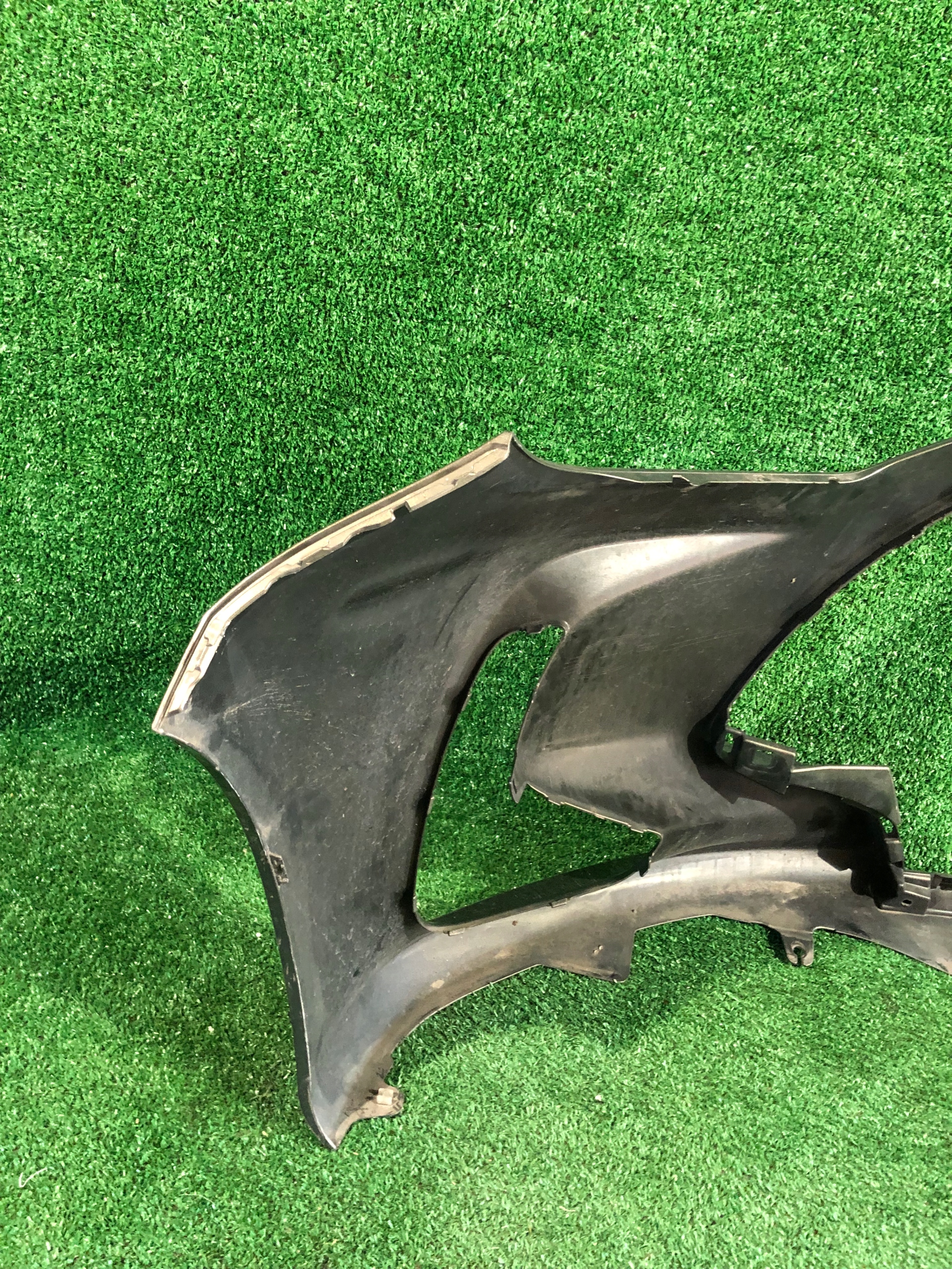 front bumper front TOYOTA YARIS IV 4 without PDC