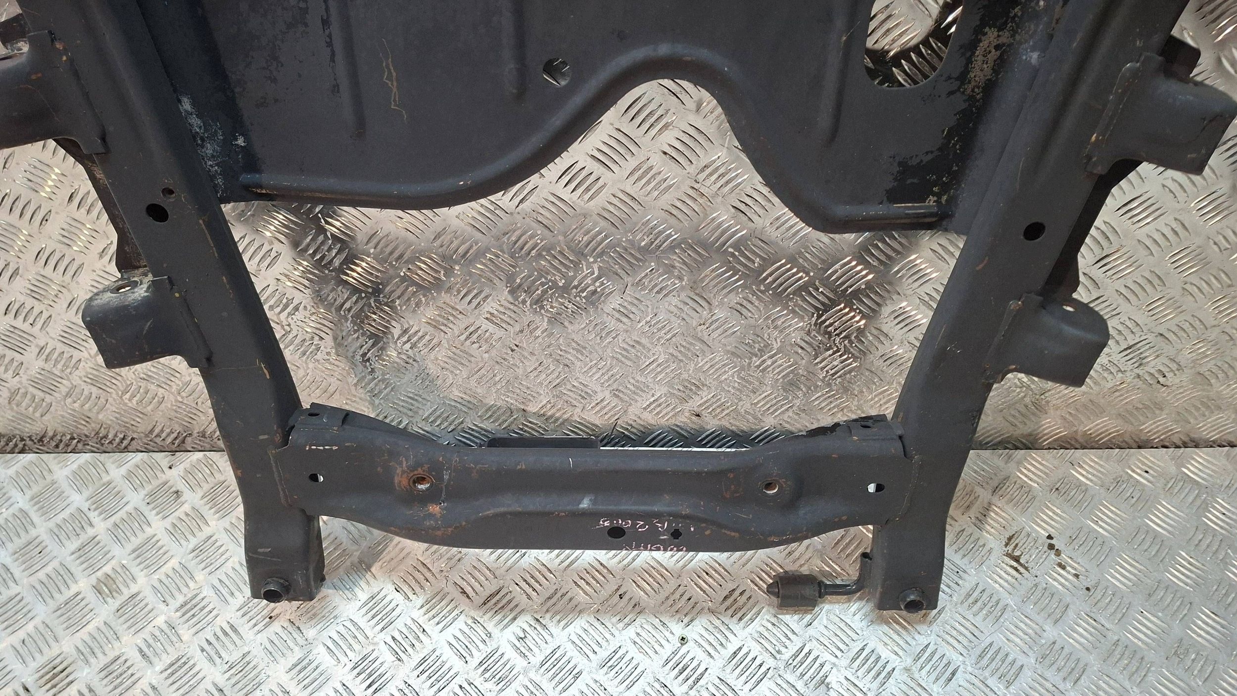axle beam front DACIA LOGAN and 2004-2011