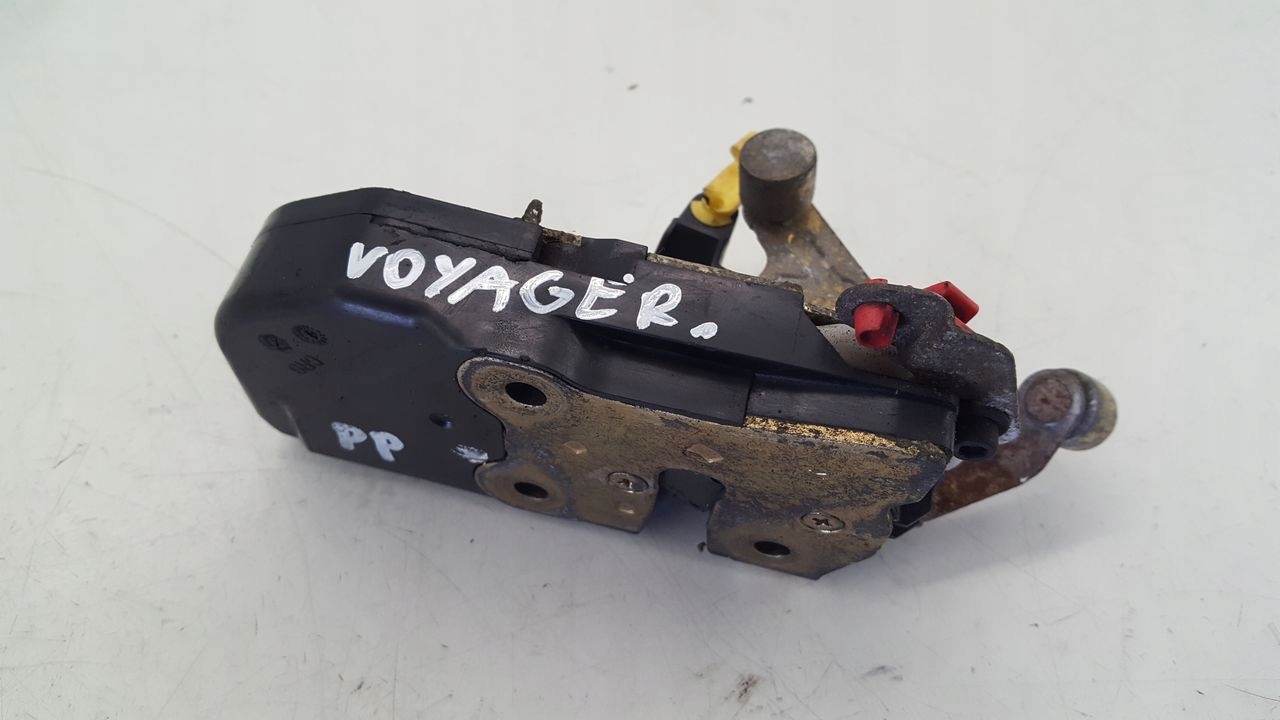 lock front front right Chrysler Voyager IV