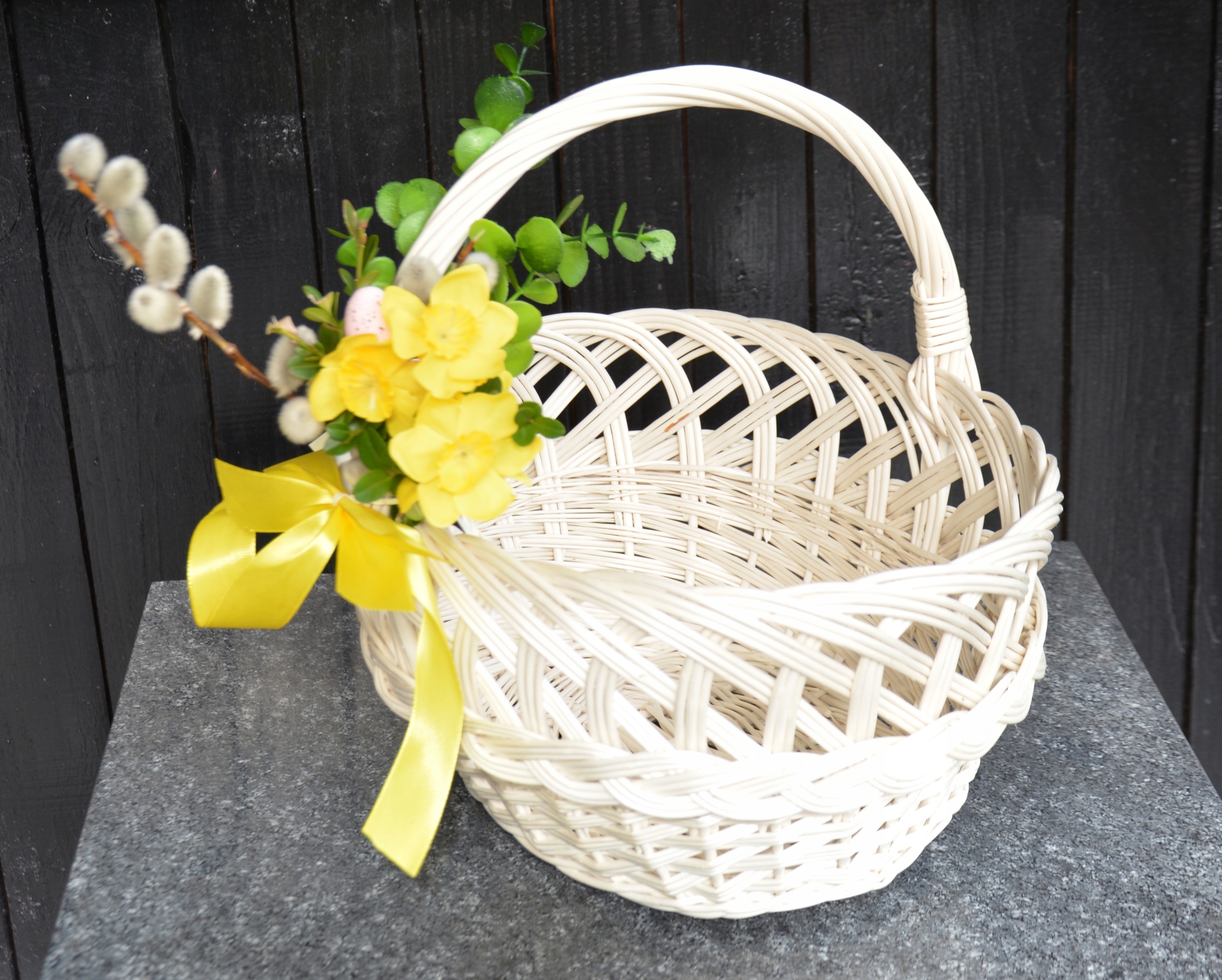 Wiklinowy KOSZYCZEK WIELKANOCNY KOSZ na ŚWIĘCONKĘ KWIATY beż/ecru Rodzaj koszyk