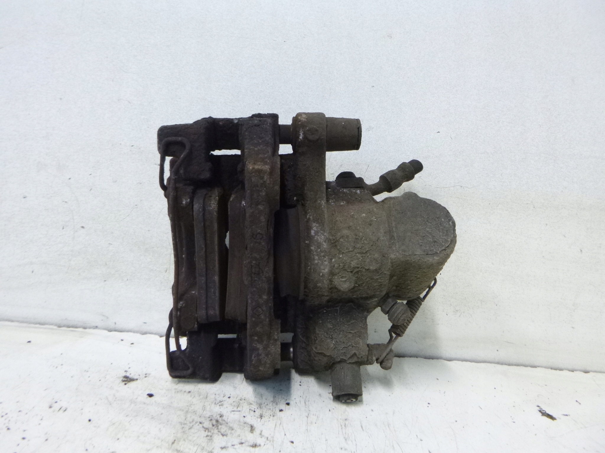 caliper brake rear part left Opel Vectra C 2.2 Lift