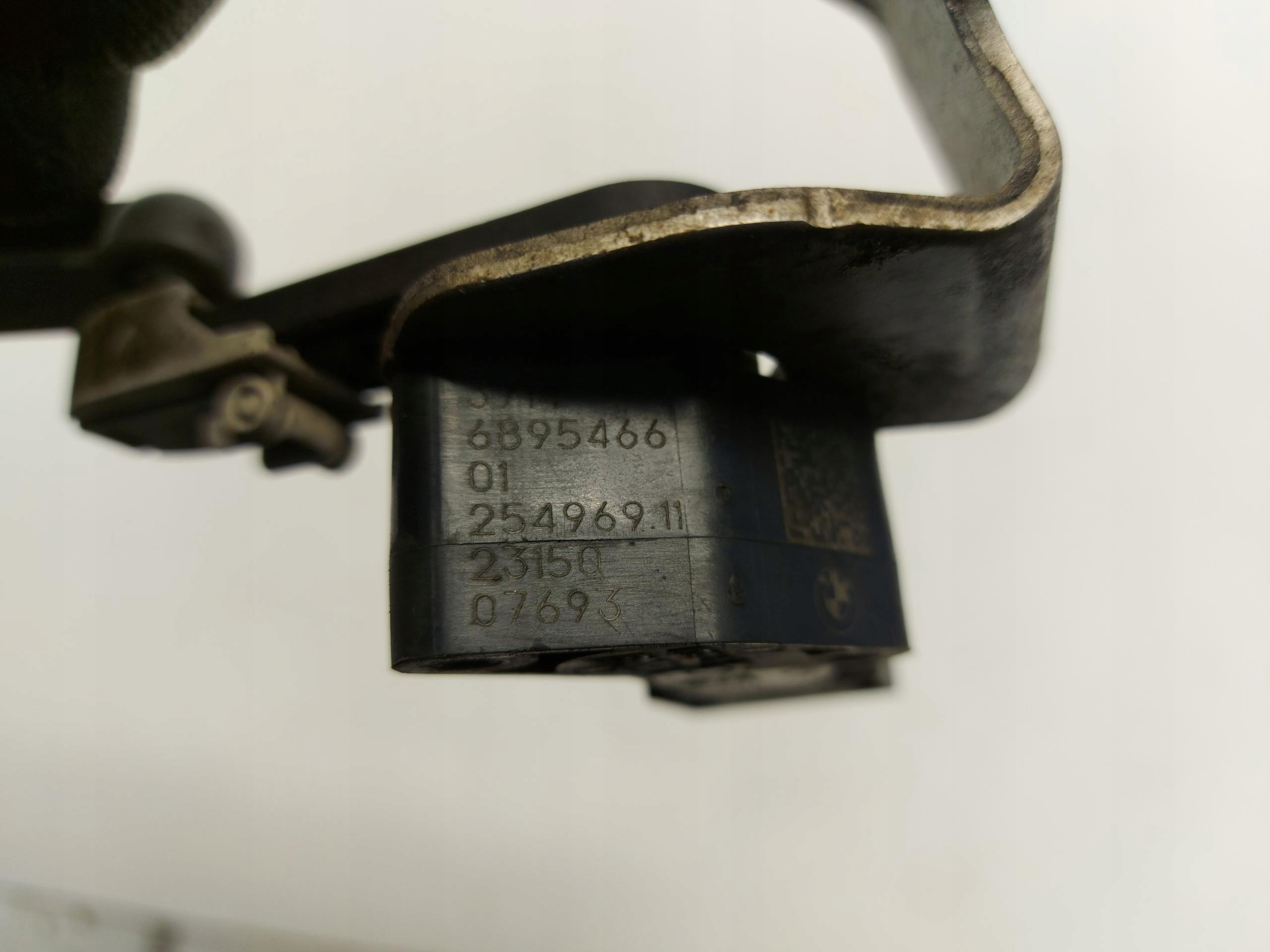 BMW iX1 X1 U11 sensor leuchtweitenregulierung leuchten heck 6895466