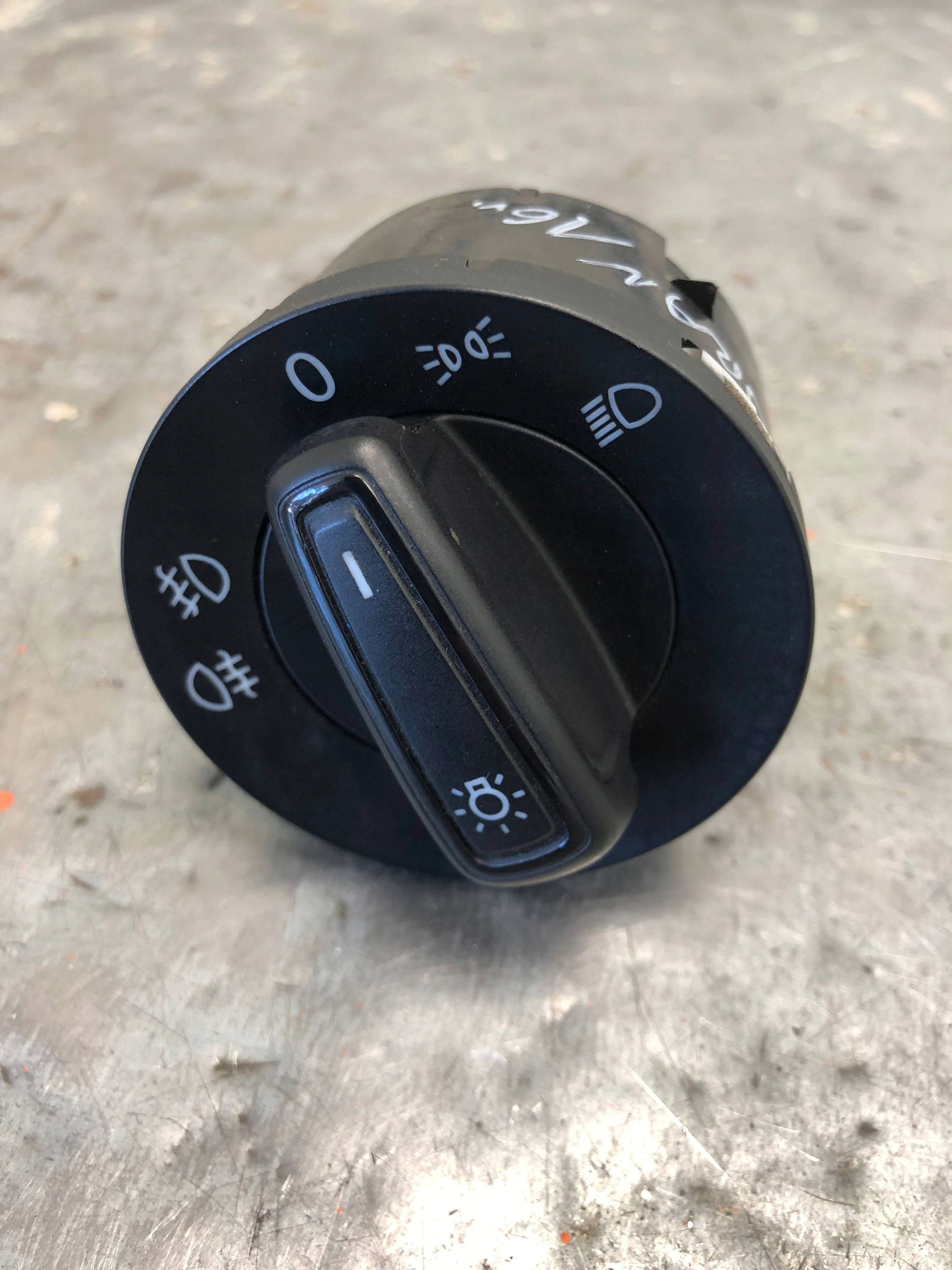 interruttore luci VW TOURAN III 5G0941431AR