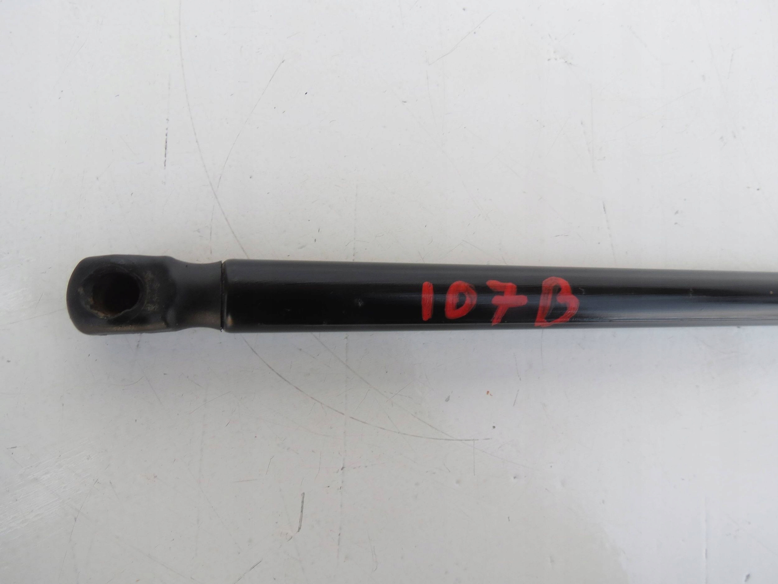 damper bonnets PRZEDNIEJ PORSCHE CAYENNE 4.8 V8 7L5823359