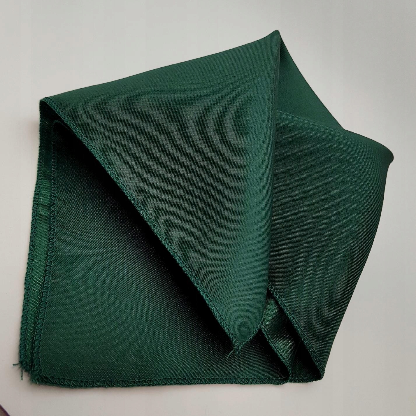 CIEMNA ZIELEŃ BUTELKOWA MODNA POSZETKA CHUSTECZKA Wzór dominujący bez wzoru