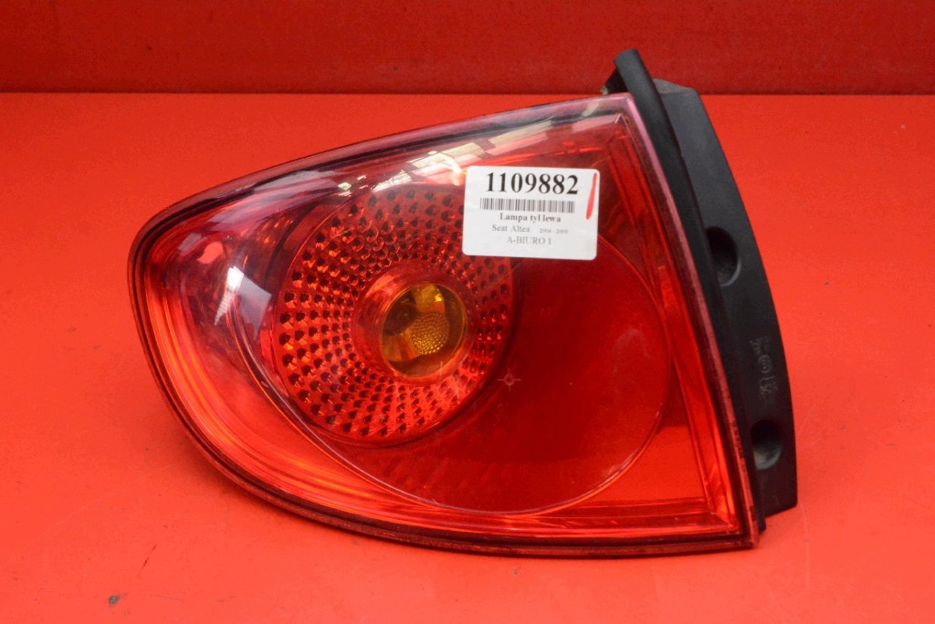 light left rear part rear 5P0945095D SEAT ALTEA 04-09