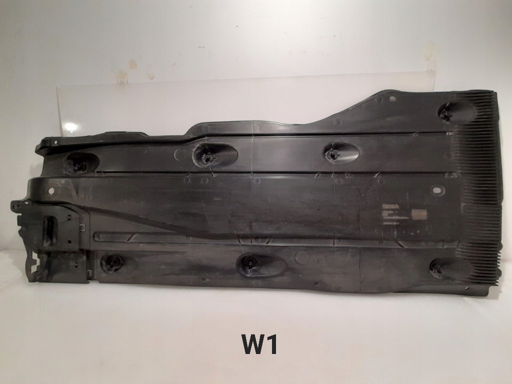 A3 8V GOLF VII LEON III PASSAT B8 OSŁONA PODWOZIA PRAWA 5Q0825272A ORYGINAŁ Numer katalogowy części 5Q0825202L