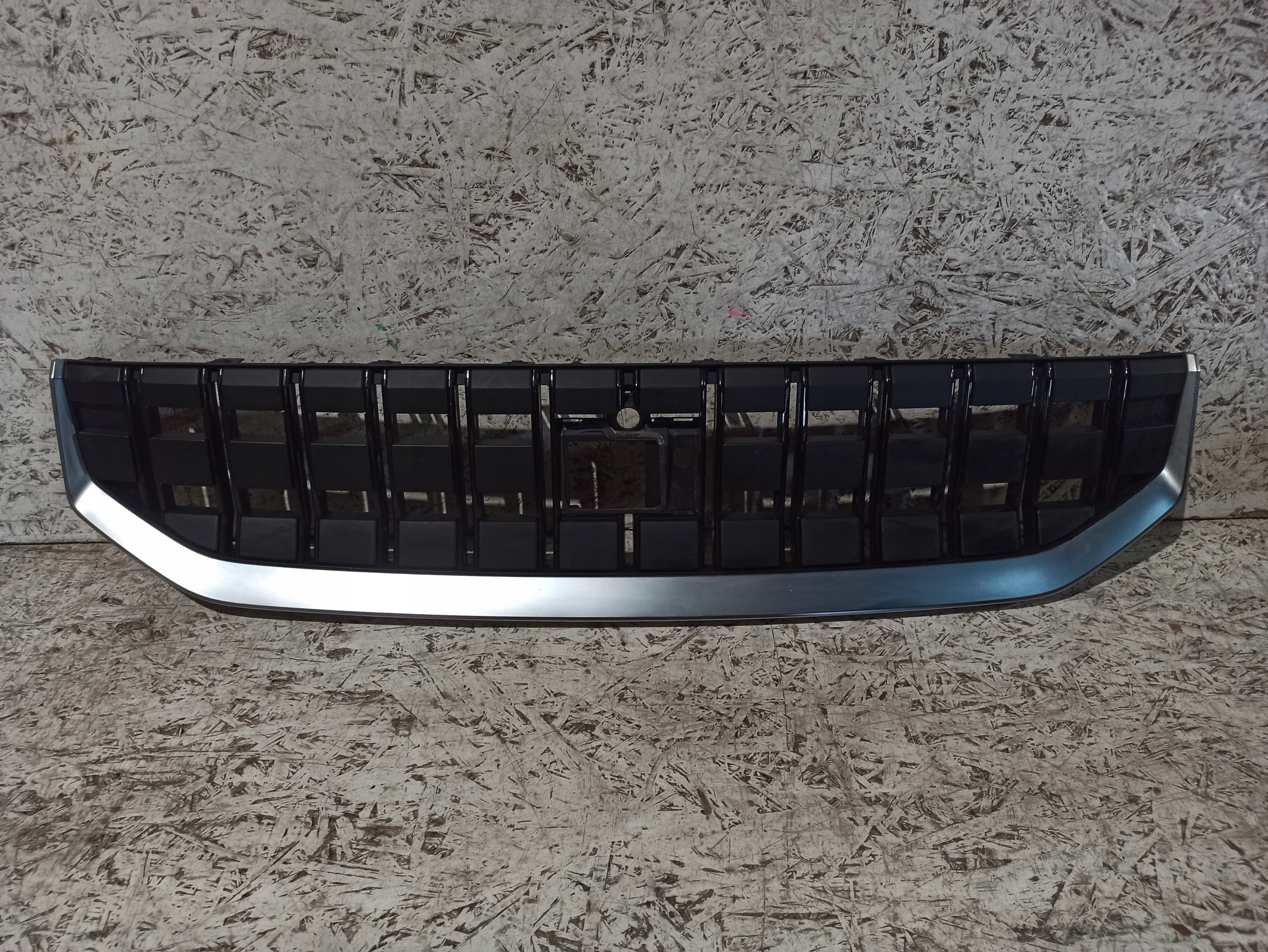 POLESTAR II 2 31698060 ATRAPA CHŁODNICY GRILL