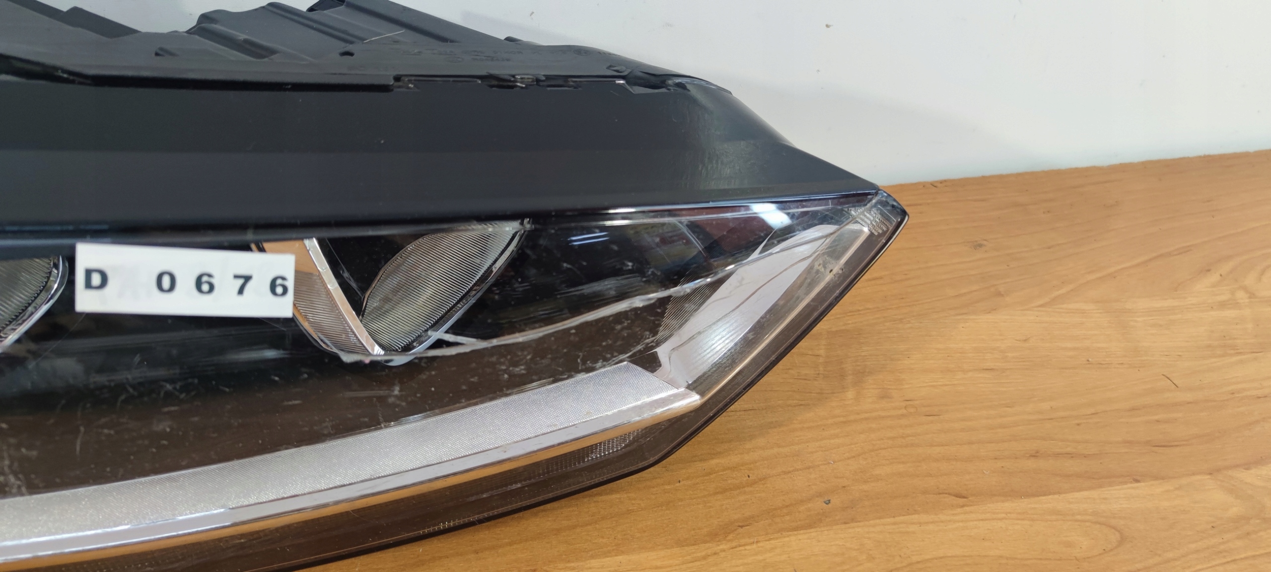 right light front REFLEKTOR VW GOLF SPORTSVAN 517