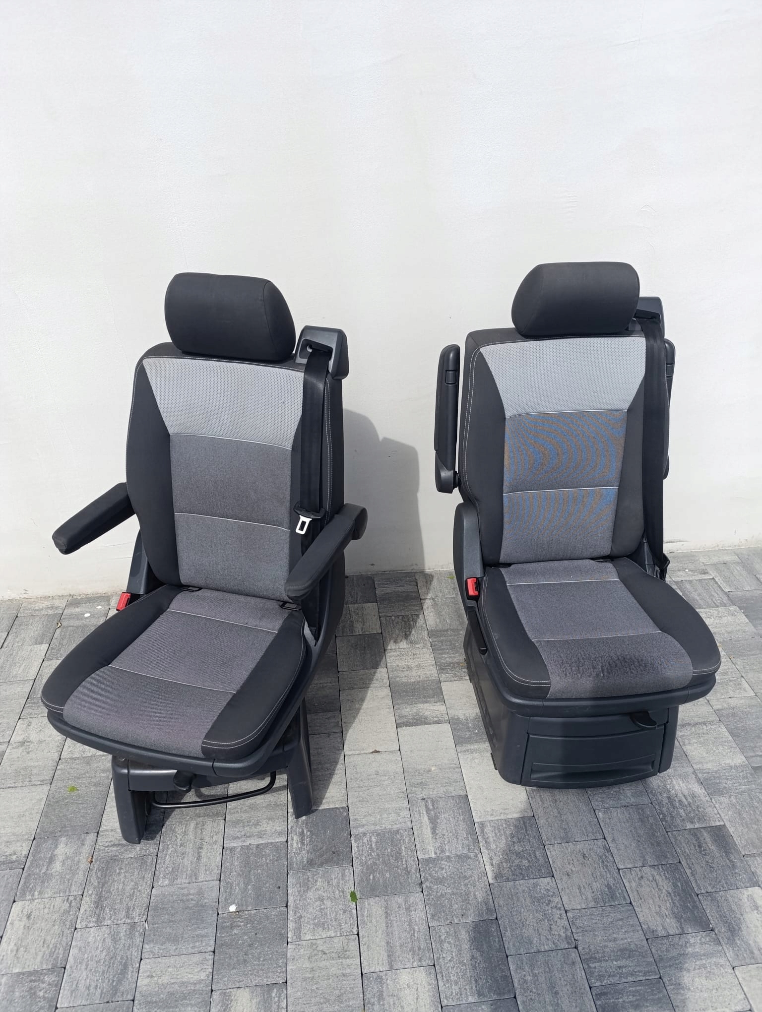 VW T5 T6 MULTIVAN Sitze OBROTOWE DRUGI/TRZECI RZAD