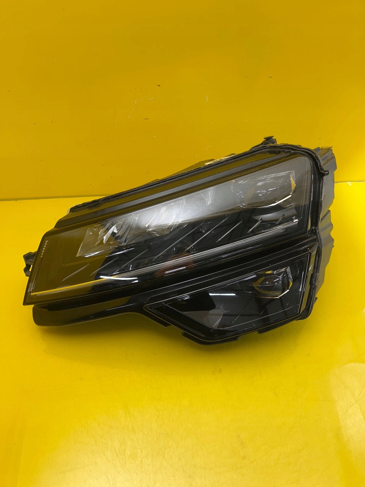 Licht links Skoda Karoq Full Led 57B941015D