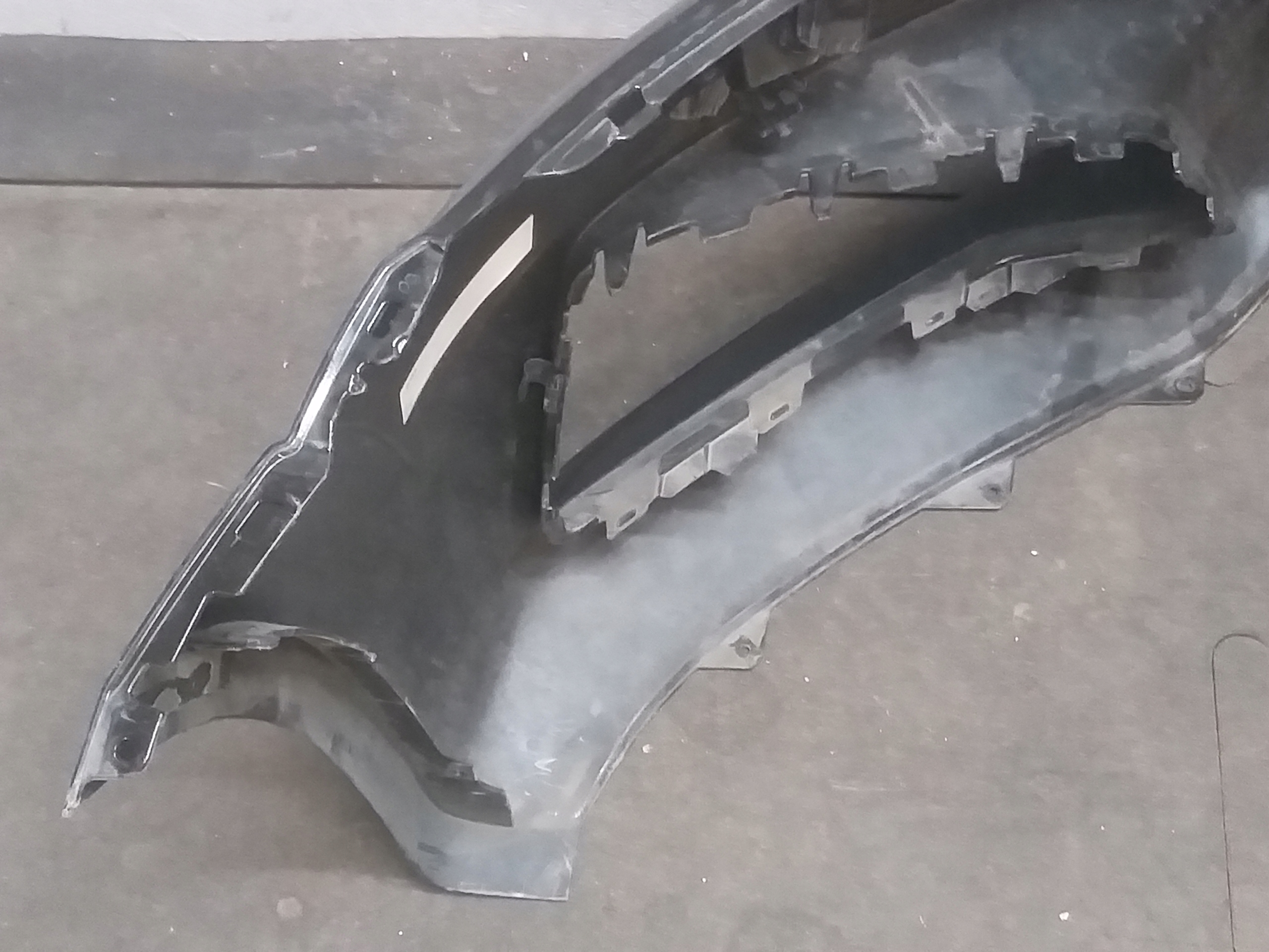 STOSSSTANGE VORNE AUDI TT S LINE 14- 8S0