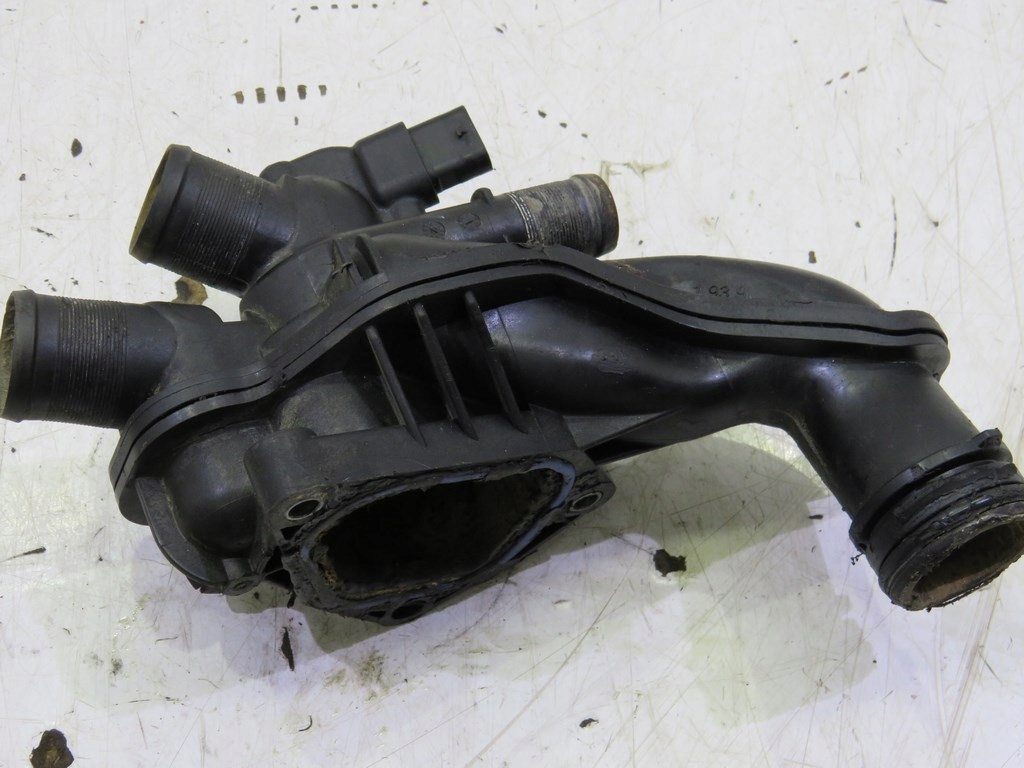 OBUDOWA TERMOSTATU CITROEN C3 II 1.6 16V Producent części Citroen OE