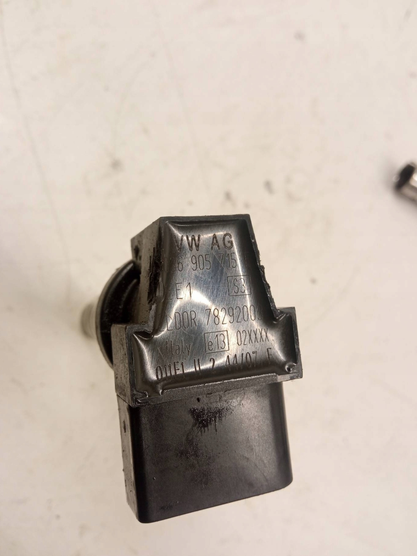 coil ignition 036905715 1.4 B VW Volkswagen Golf V (2004-2009)