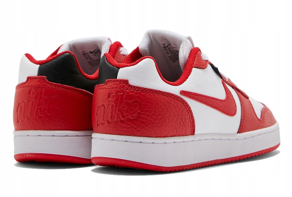 BUTY MĘSKIE SPORTOWE SKÓRZANE NIKE EBERNON LOW Kolor podeszwy czerwony