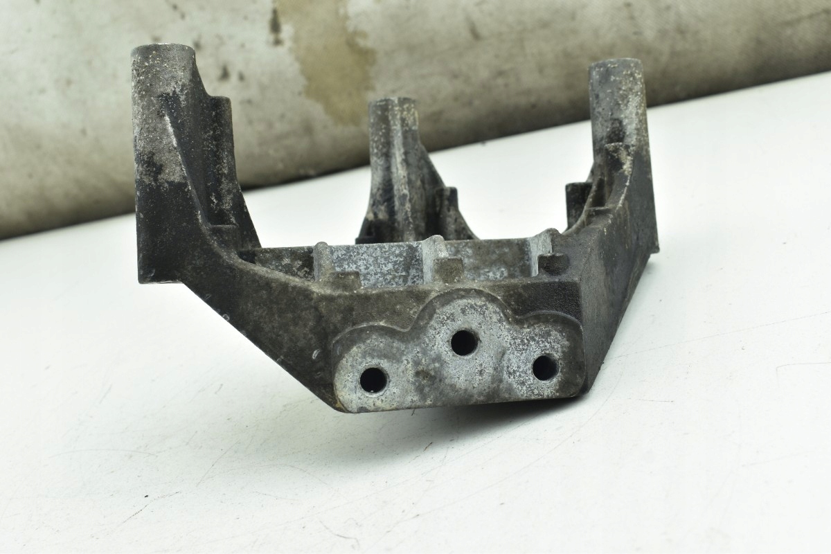 holder engine mount OPEL MERIVA B ASTRA J 1.4 TURBO 13247804