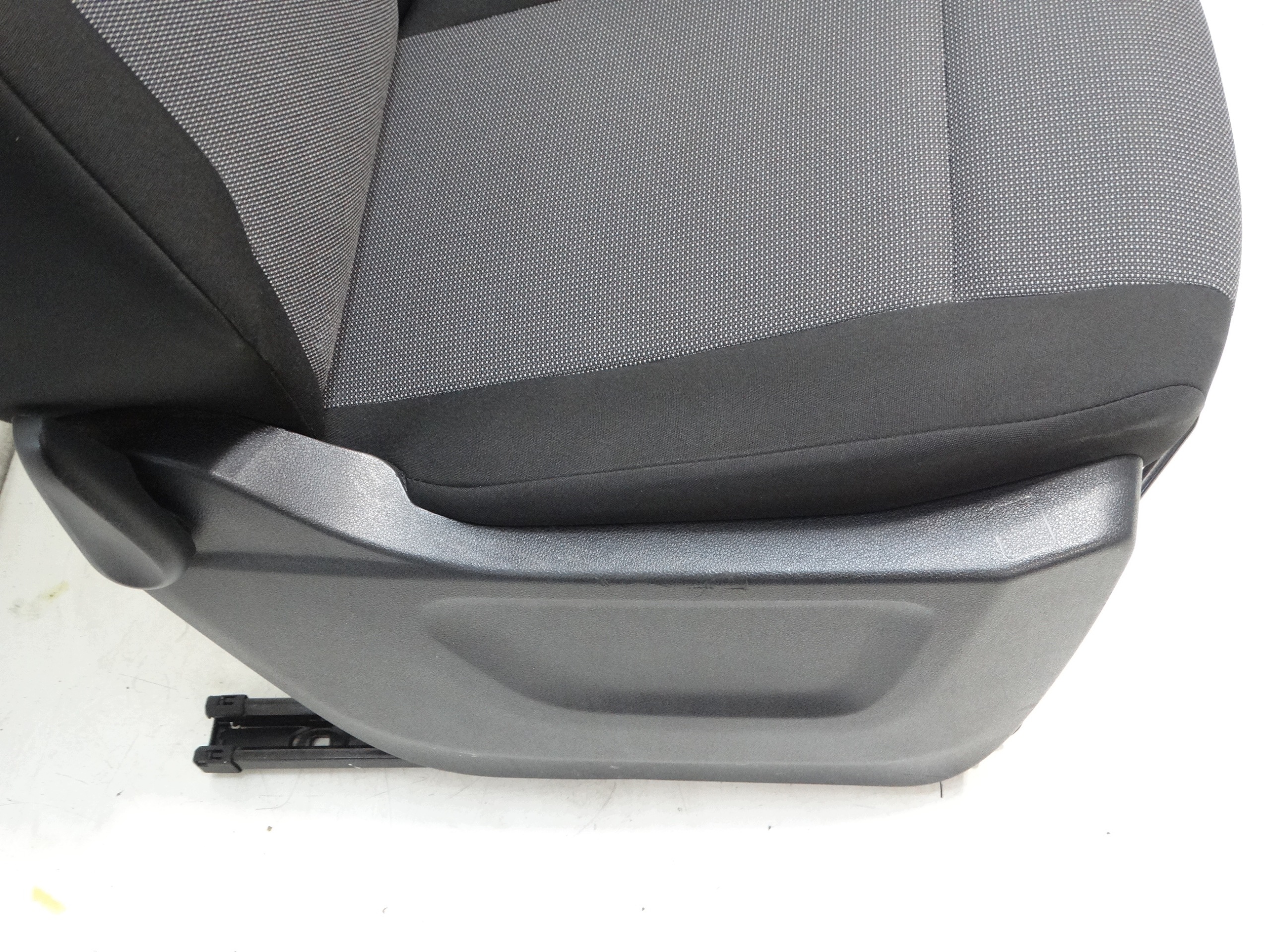 KOMPLET seats left+right front TOYOTA PROACE CITY 2022R.