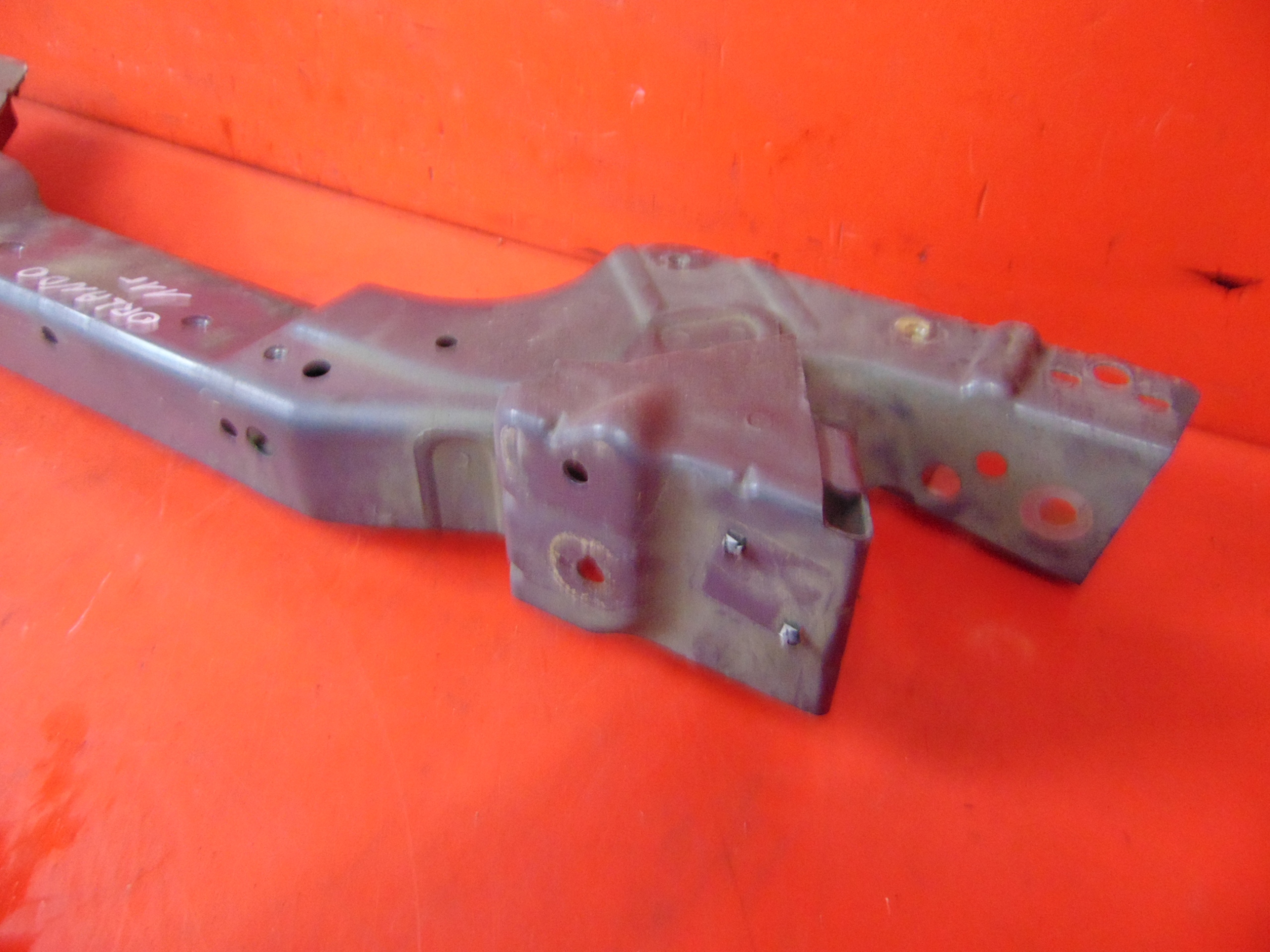 CHEVROLET ORLANDO sider pillar upper supports GQK