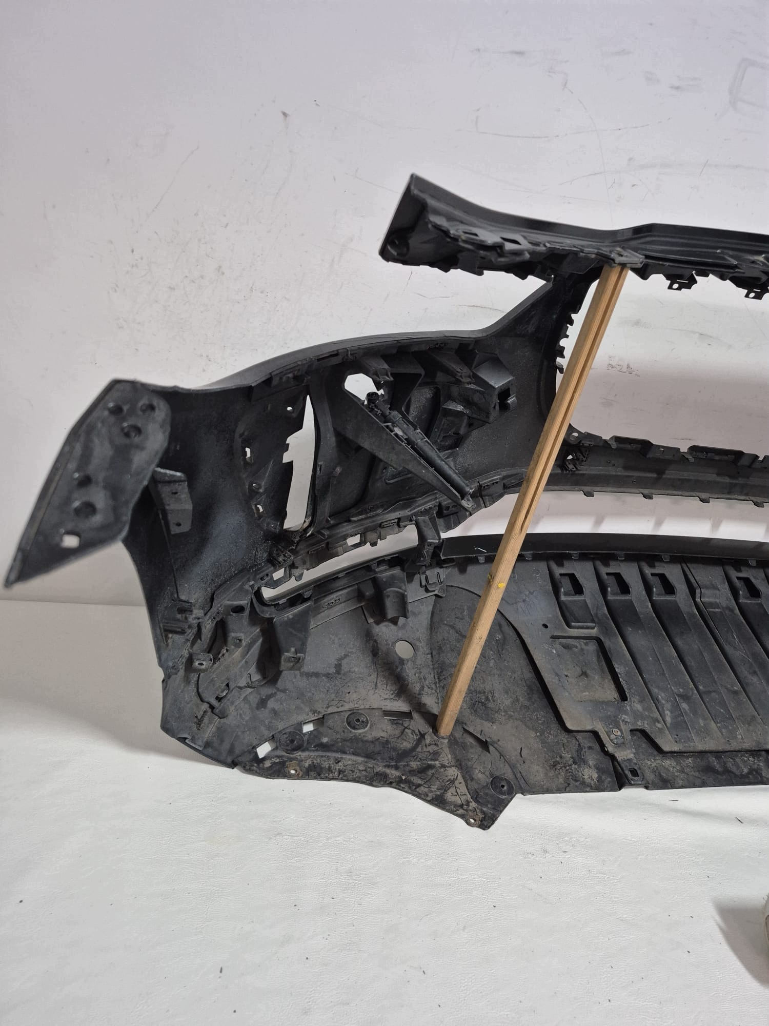 JAGUAR and-PACE X590 18- bumper front front PDC SPR J9D3-17F003-A