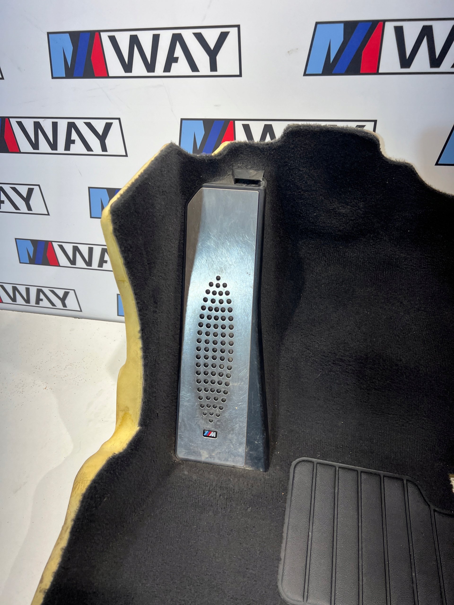 BMW M5 F10 m-packet mats floor front carpet front black 8050648