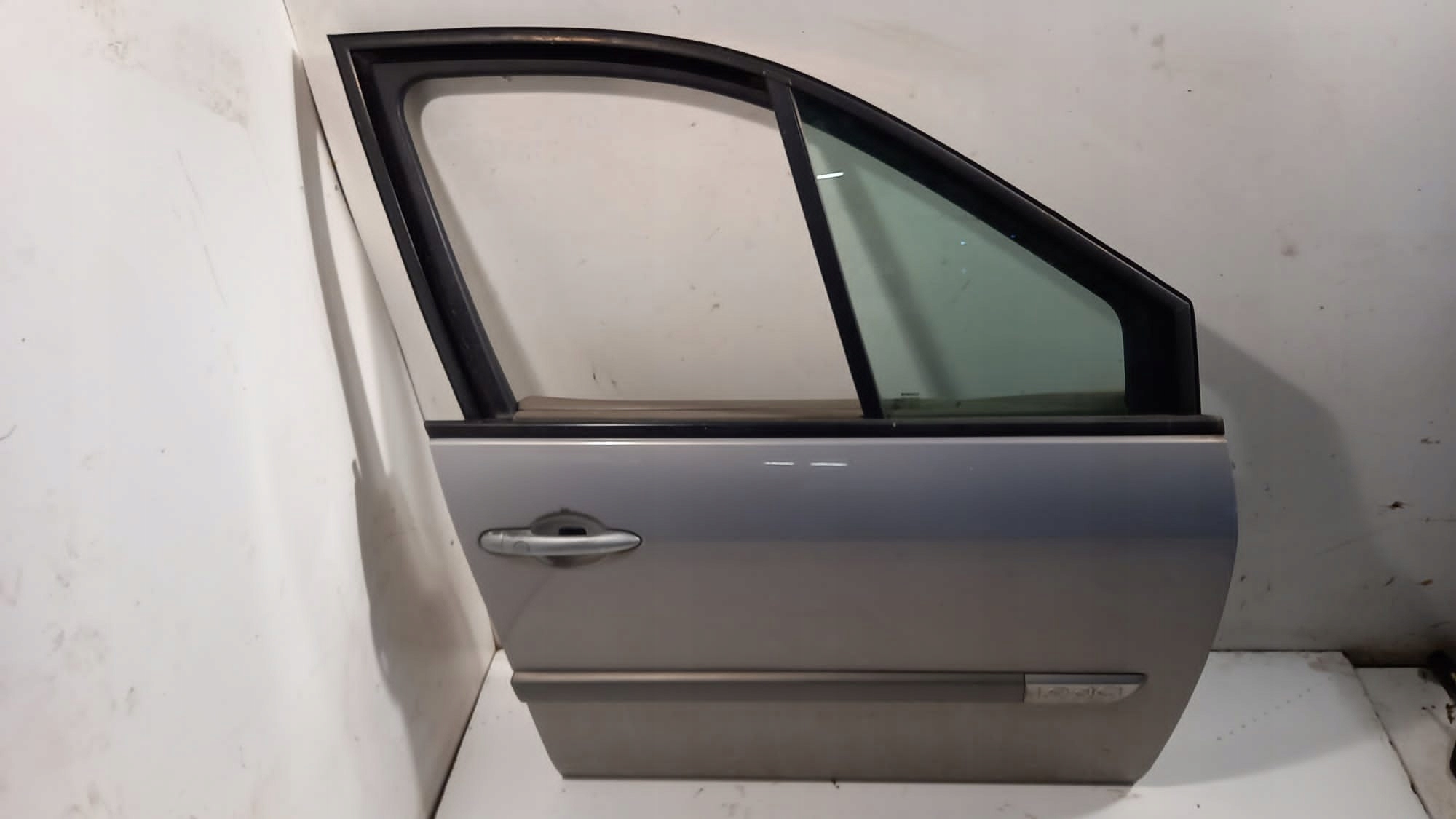 RENAULT SCENIC II DRZW PRAWY PRZOD !!!!